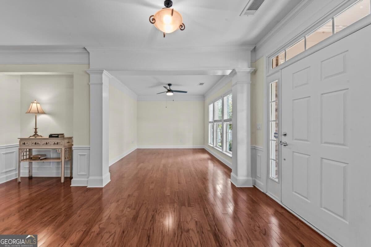 3 bedroom, 3.5 bathroom, 2,900 sq ft single family residence for sale at 1000 Water Front Road, Greensboro, GA 30642 — photo 4