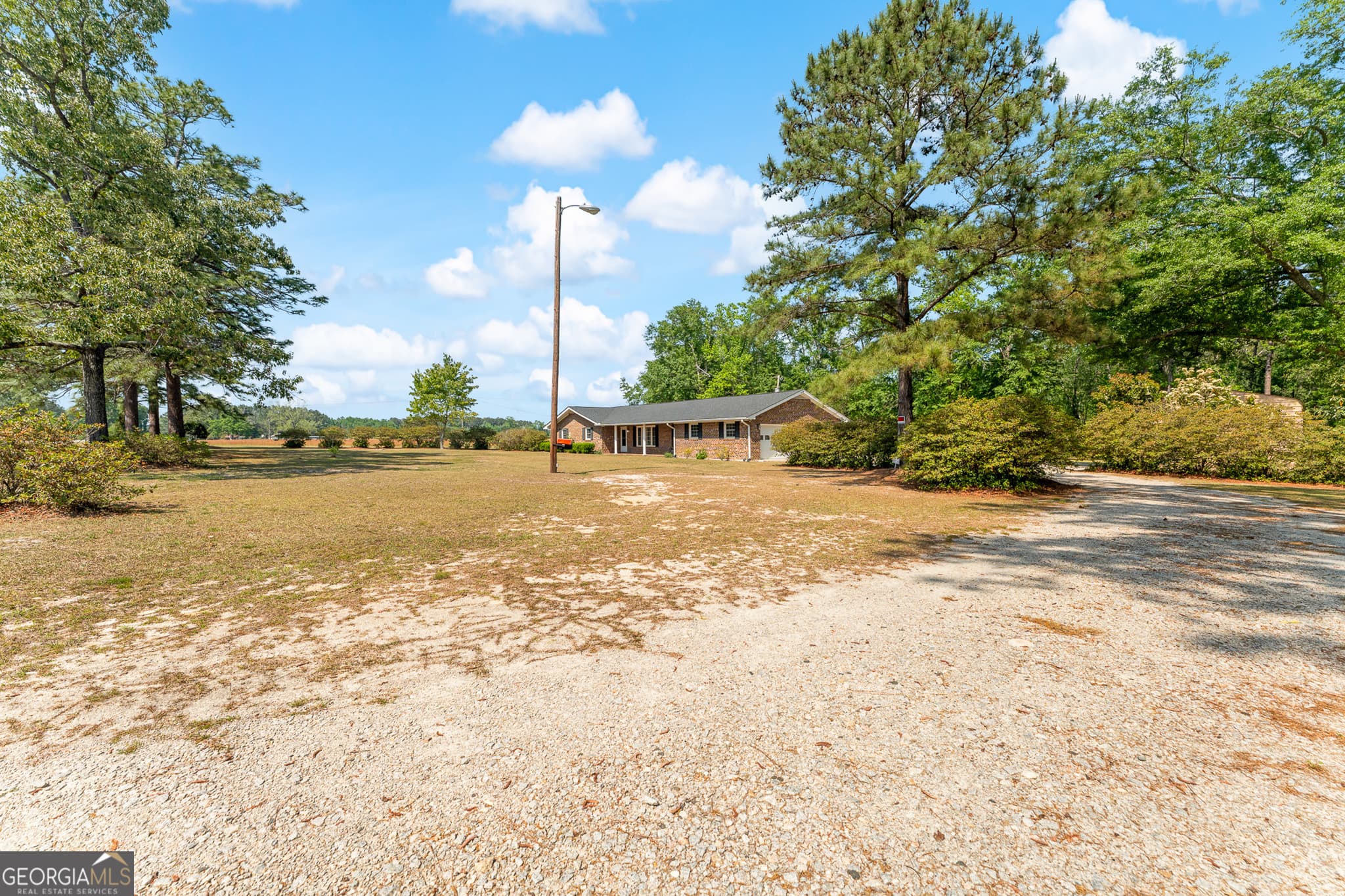 3 bedroom, 4 bathroom, 2,482 sq ft single family residence for sale at 1530 Olive Branch Road, Ellabell, GA 31308 — photo 6