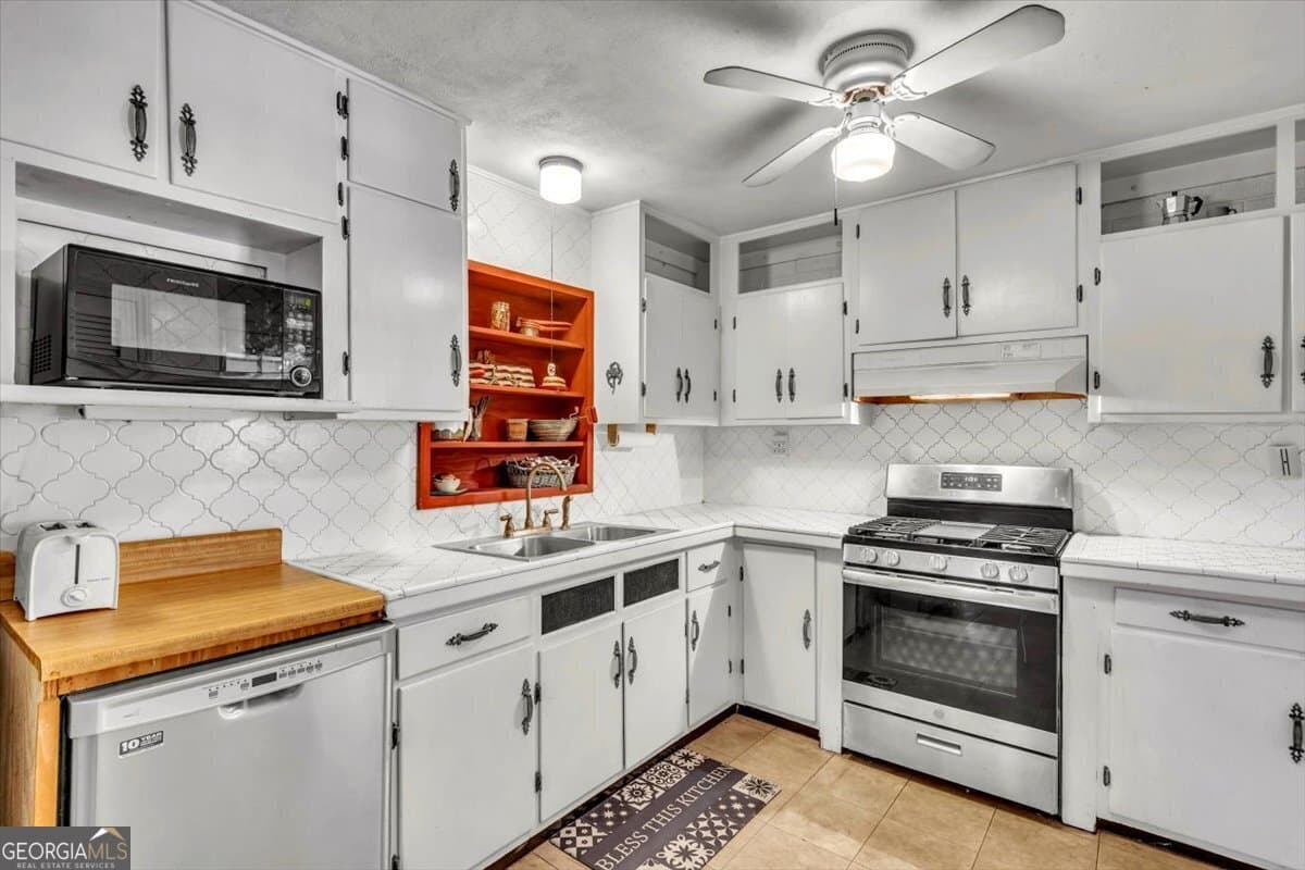 3 bedroom, 2 bathroom, 1,456 sq ft single family residence for sale at 523 Hickory Bluff Drive, Waverly, GA 31565 — photo 6