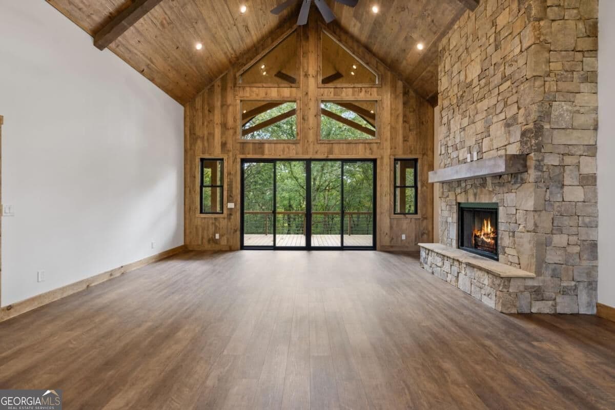 4 bedroom, 6.5 bathroom, 3,680 sq ft cabin,single family residence for sale at 164 Brook Lane, Mineral Bluff, GA 30559 — photo 3
