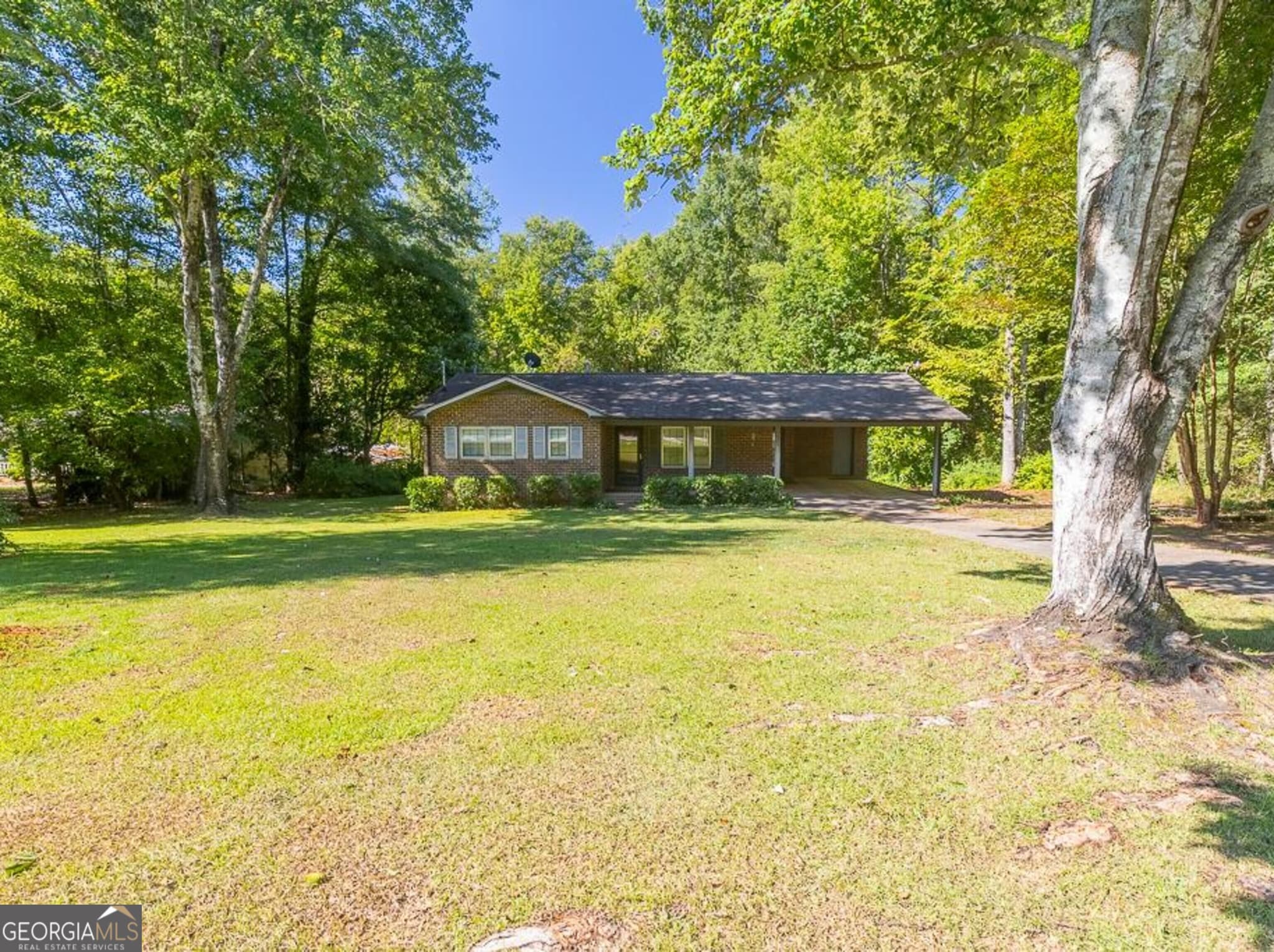 2 bedroom, 1.5 bathroom, 1,080 sq ft single family residence for sale at 880 Smithonia Road, Winterville, GA 30683 — photo 1 of 38