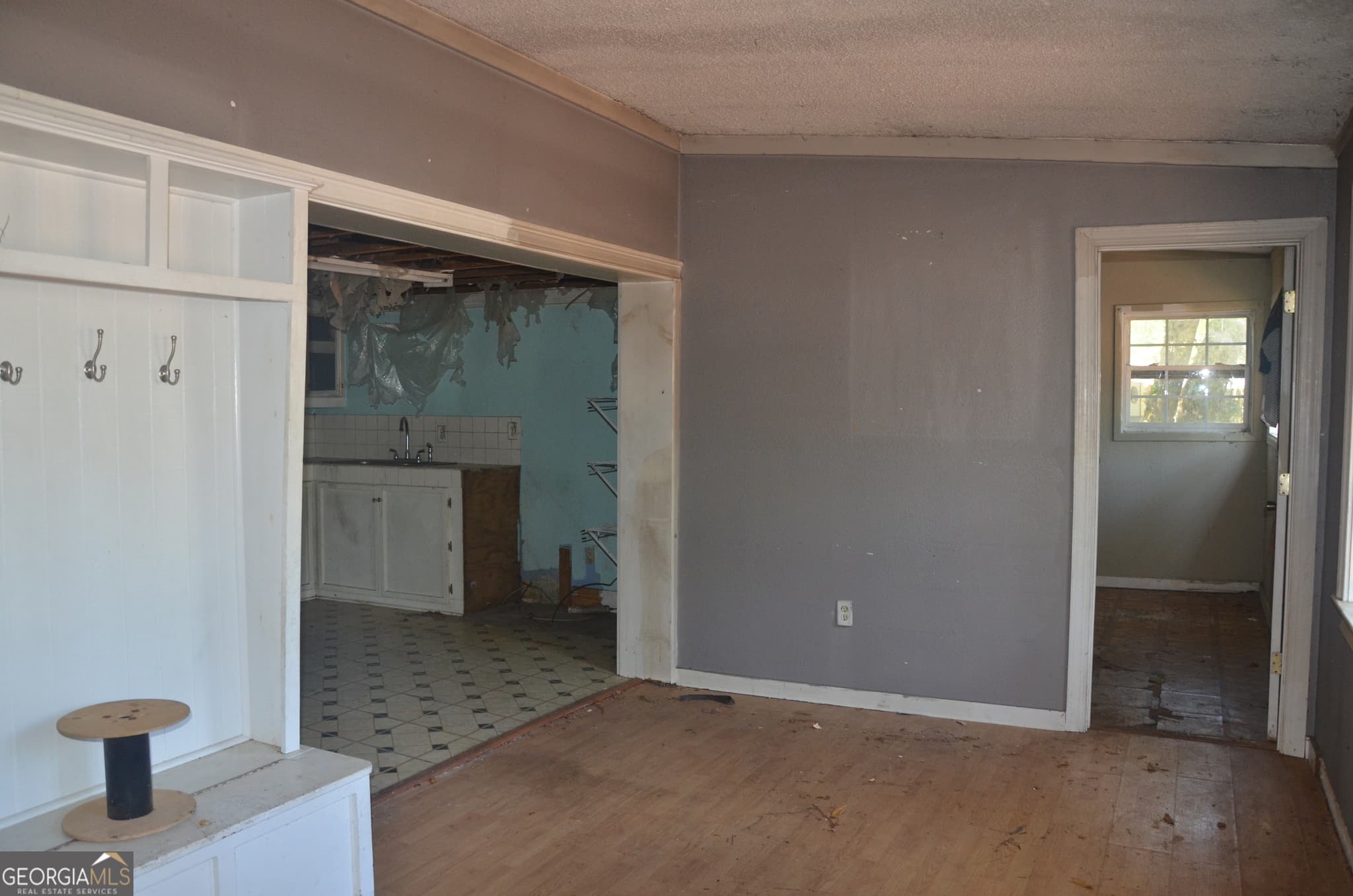 3 bedroom, 2 bathroom, 720 sq ft manufactured home,single family residence for sale at 569 Crooked River Drive, Woodbine, GA 31569 — photo 7