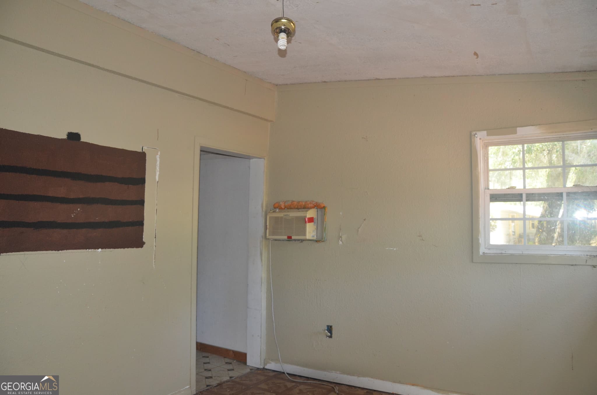 3 bedroom, 2 bathroom, 720 sq ft manufactured home,single family residence for sale at 569 Crooked River Drive, Woodbine, GA 31569 — photo 9