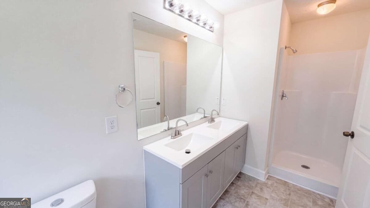 3 bedroom, 2 bathroom, 1,573 sq ft single family residence for sale at 114 Beaty Court, Flovilla, GA 30216 — photo 10