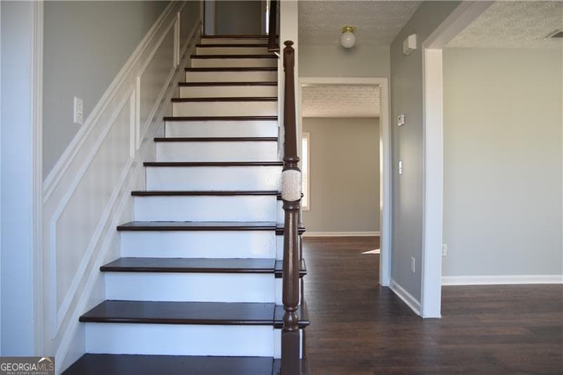 3 bedroom, 2.5 bathroom, 2,117 sq ft single family residence for sale at 455 Madison Chase Drive, Lawrenceville, GA 30045 — photo 3