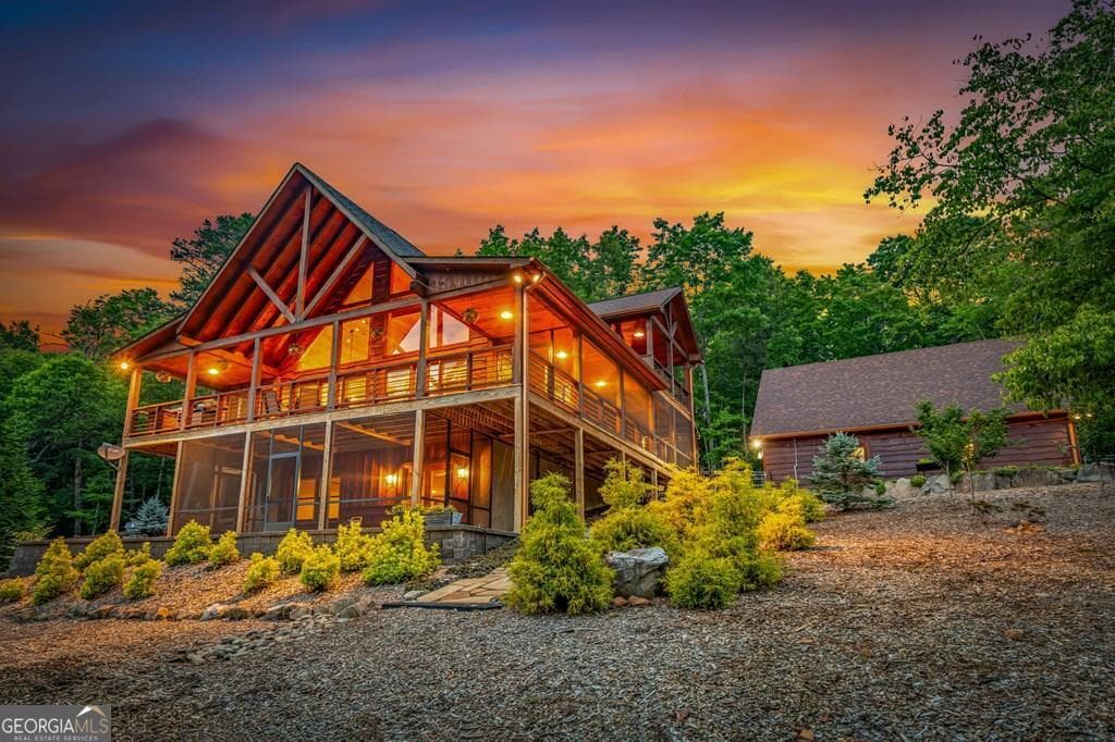 3 bedroom, 3 bathroom, 3,276 sq ft cabin,single family residence sold at 128 Ridge Brook Drive, Morganton, GA 30560