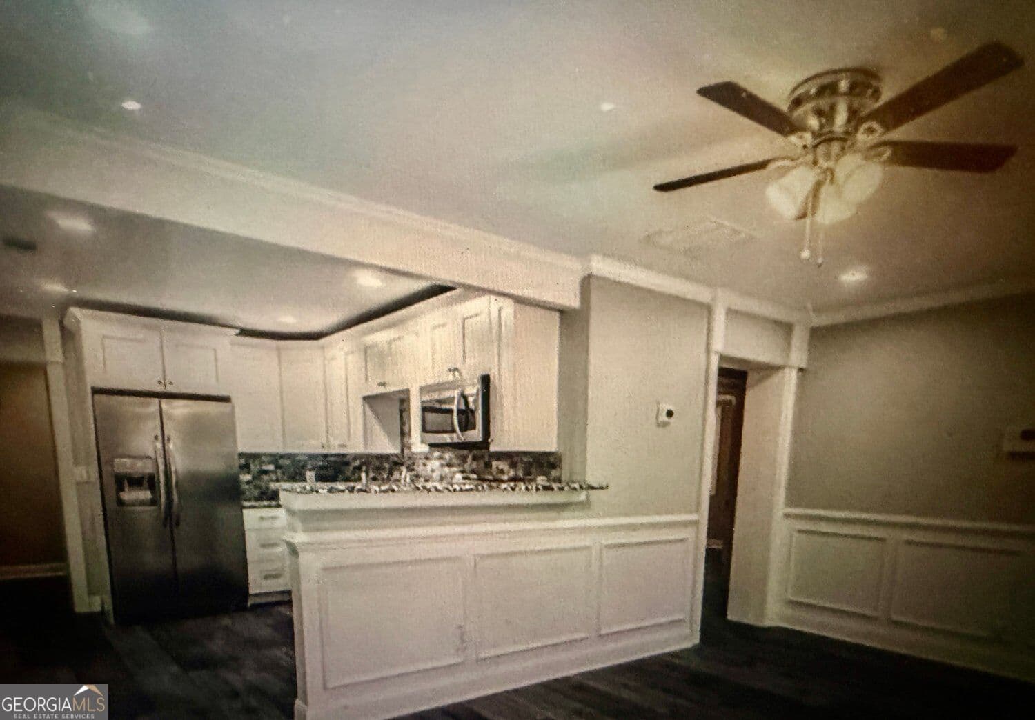 3 bedroom, 2 bathroom, 1,280 sq ft single family residence for sale at 1375 Graymont Drive, Atlanta, GA 30310 — photo 4