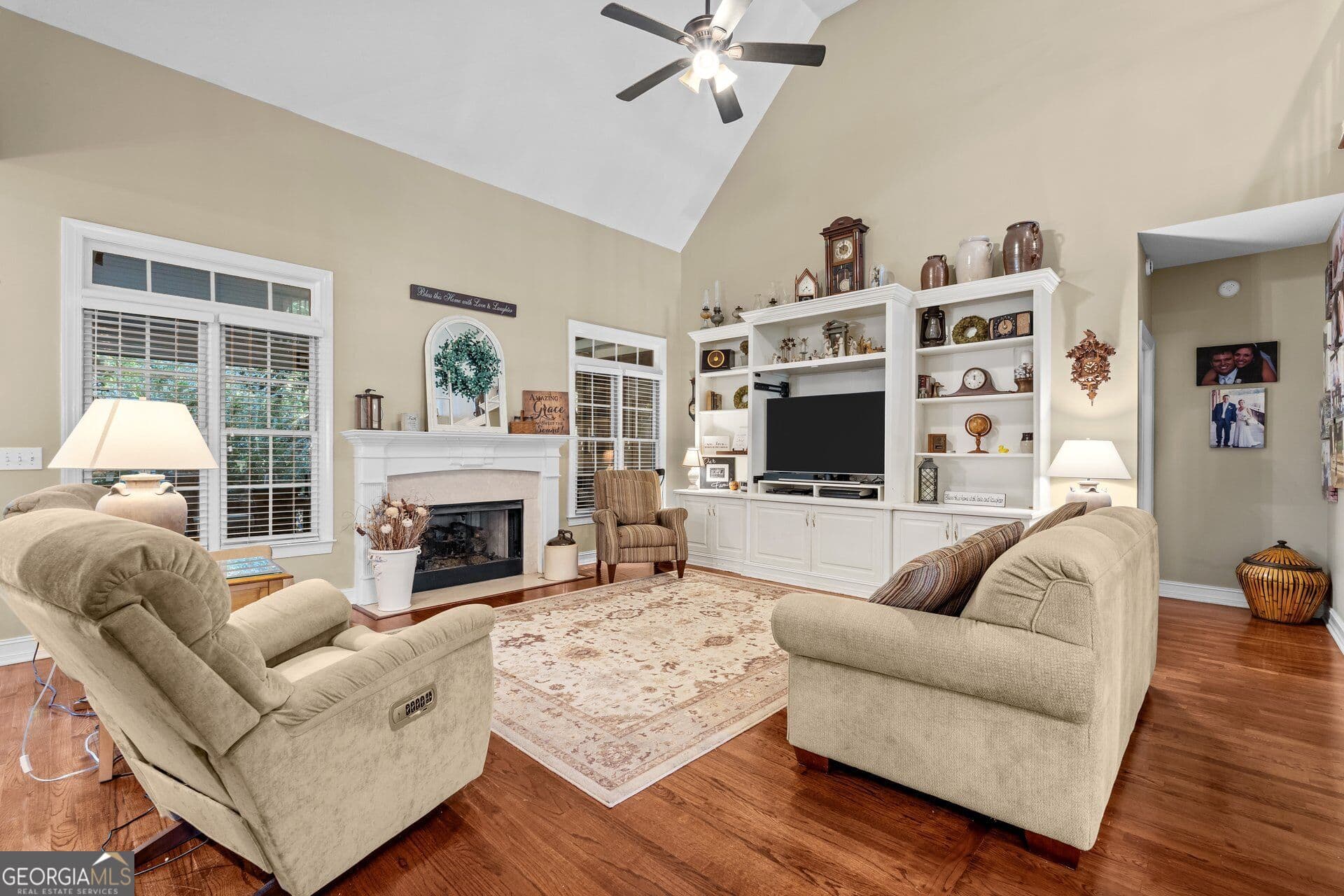 5 bedroom, 3 bathroom, 2,605 sq ft single family residence for sale at 104 Oak Mountain Parkway, Carrollton, GA 30116 — photo 2