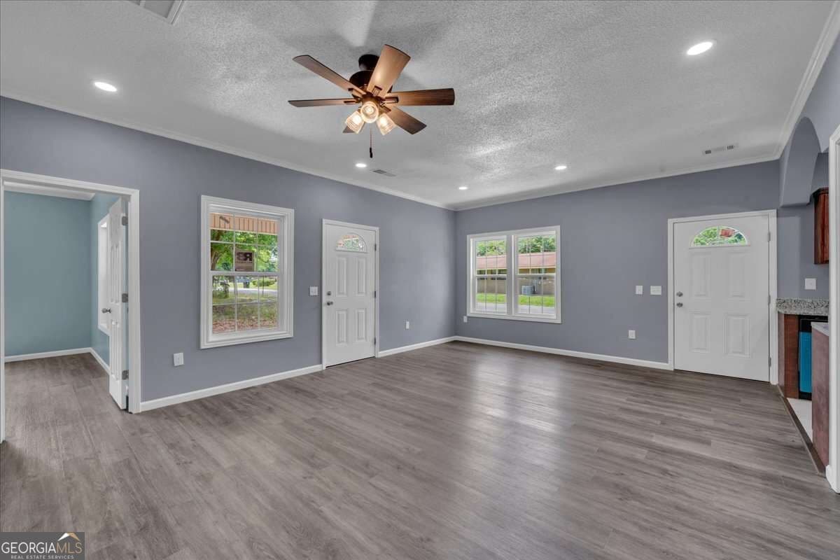 4 bedroom, 2 bathroom, 1,616 sq ft single family residence for sale at 104 Robinson Street, Byron, GA 31008 — photo 7