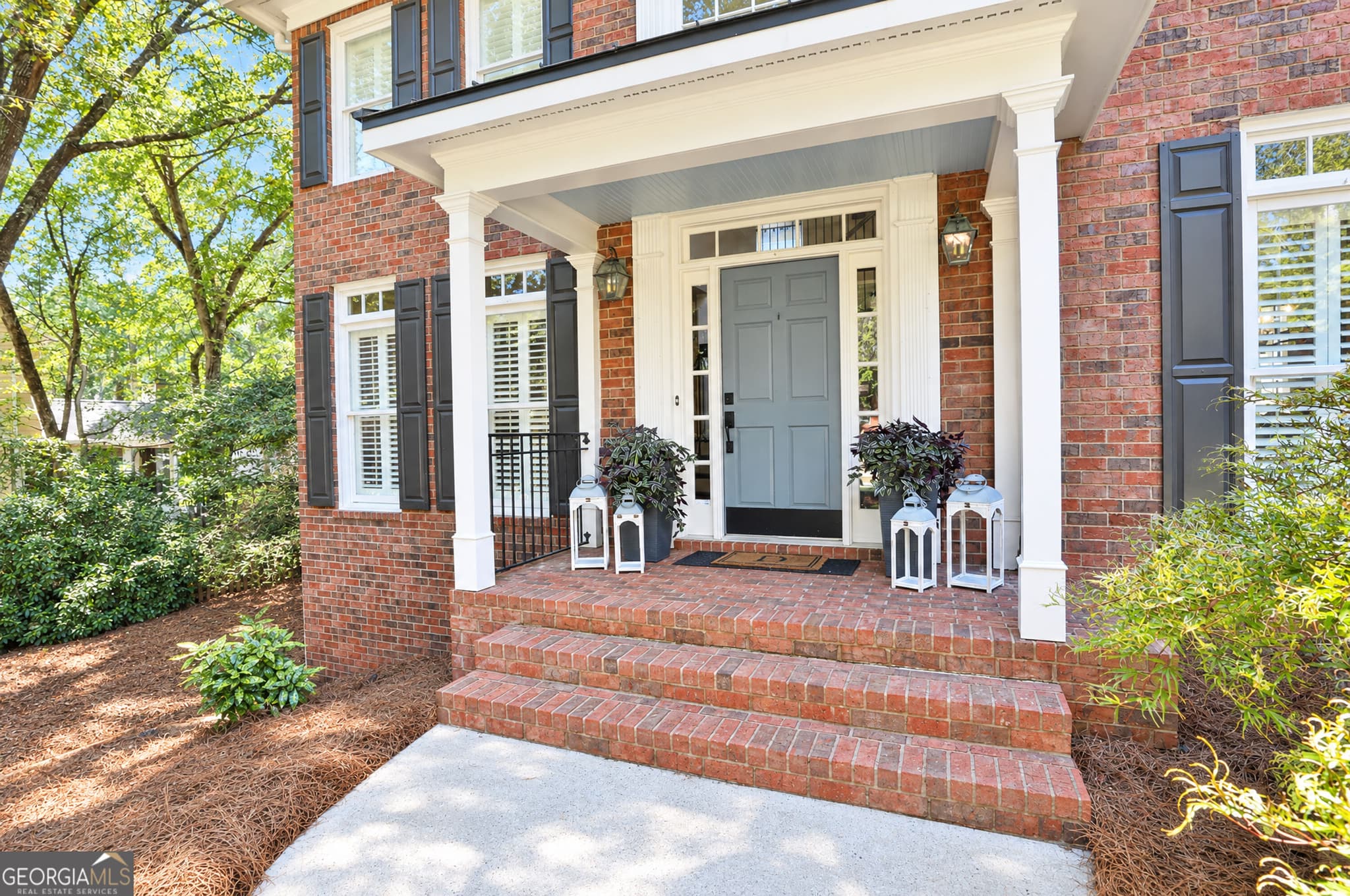 5 bedroom, 3.5 bathroom, 3,784 sq ft single family residence for sale at 325 Stonehaven Drive, Fayetteville, GA 30215 — photo 5