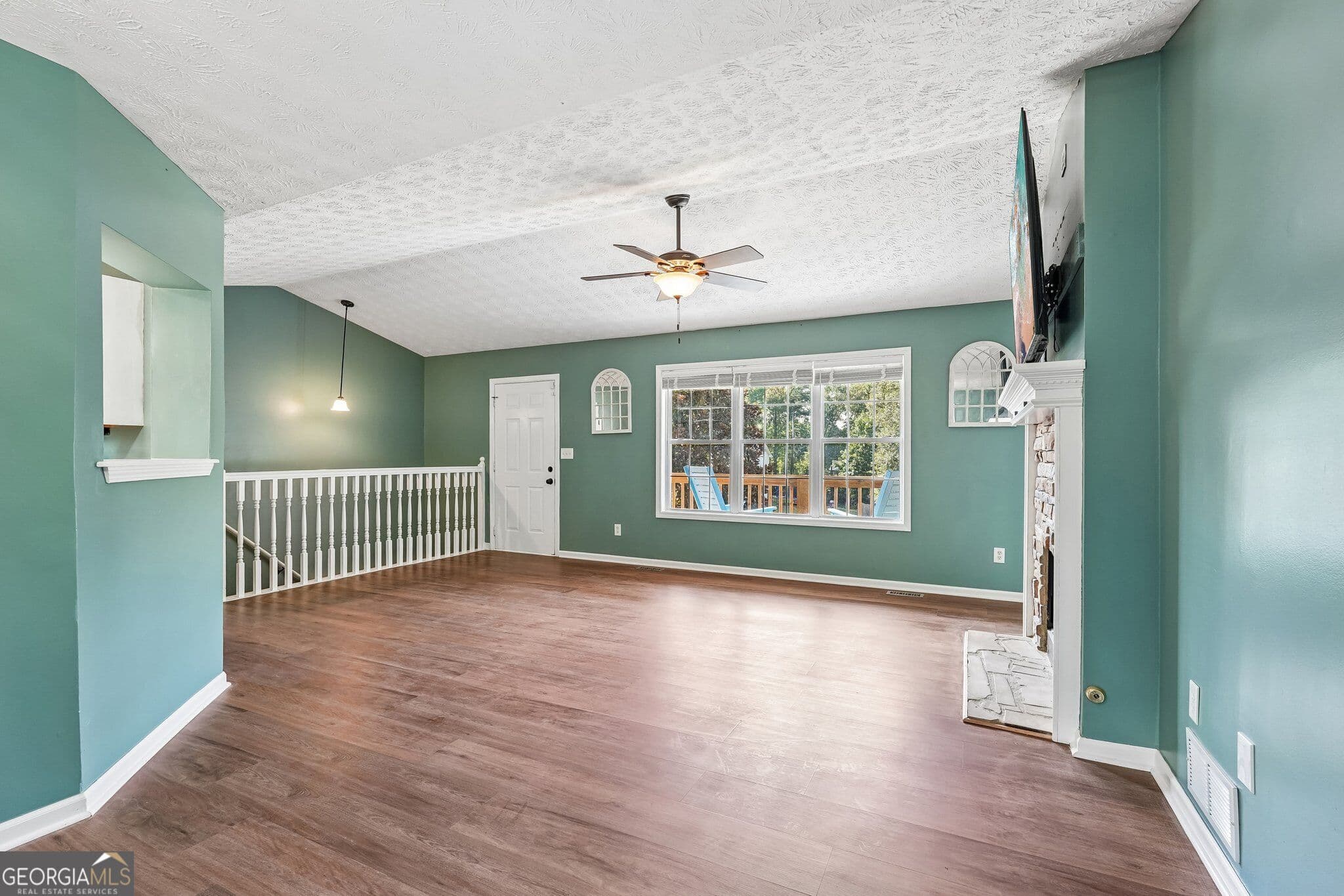 4 bedroom, 3 bathroom, 1,796 sq ft single family residence for sale at 202 White Pine Lane, Temple, GA 30179 — photo 7