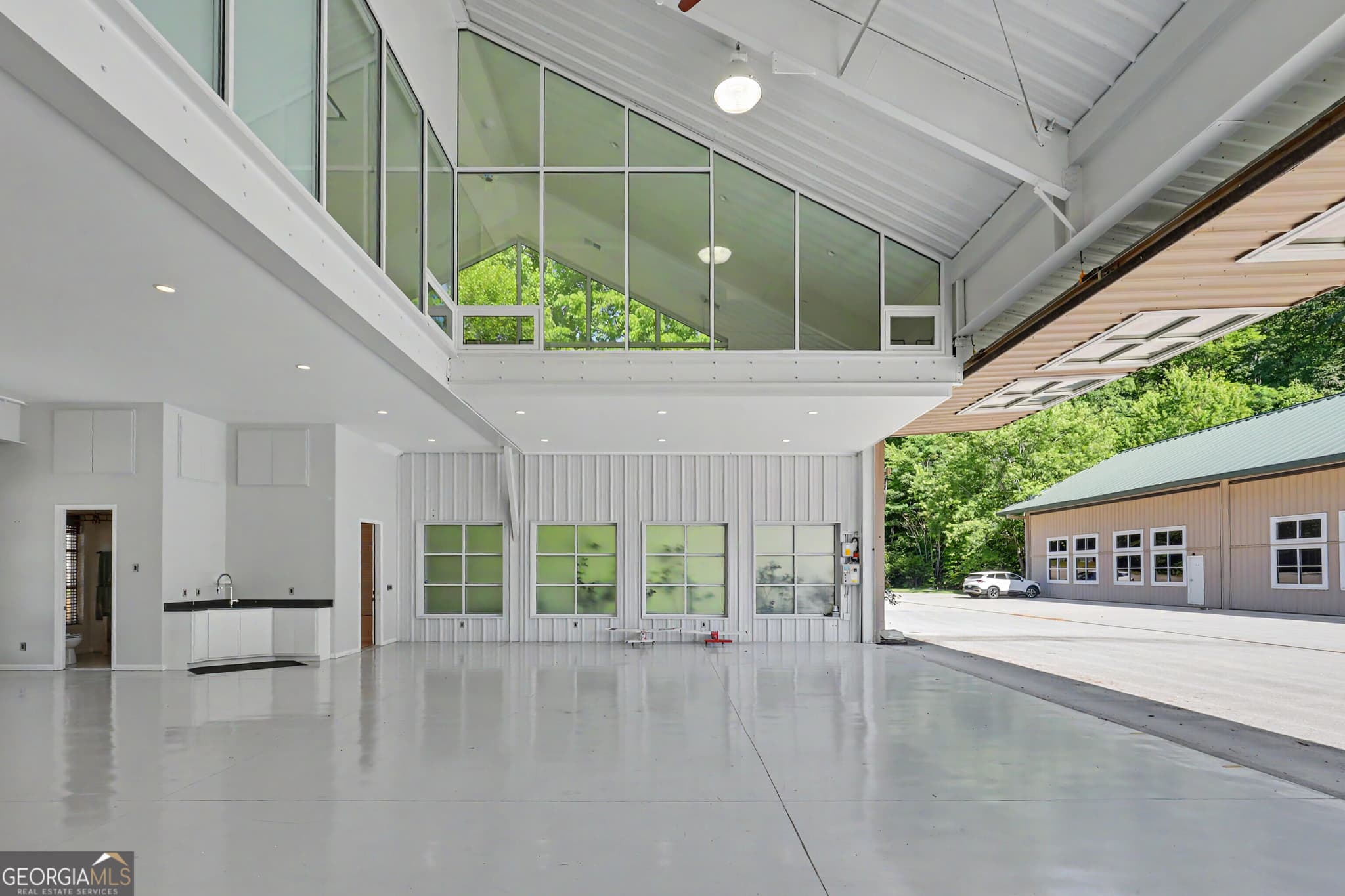 2 bedroom, 3 bathroom, 1,700 sq ft condominium for sale at 43 General Mitchell Drive M-10, Clayton, GA 30525 — photo 6