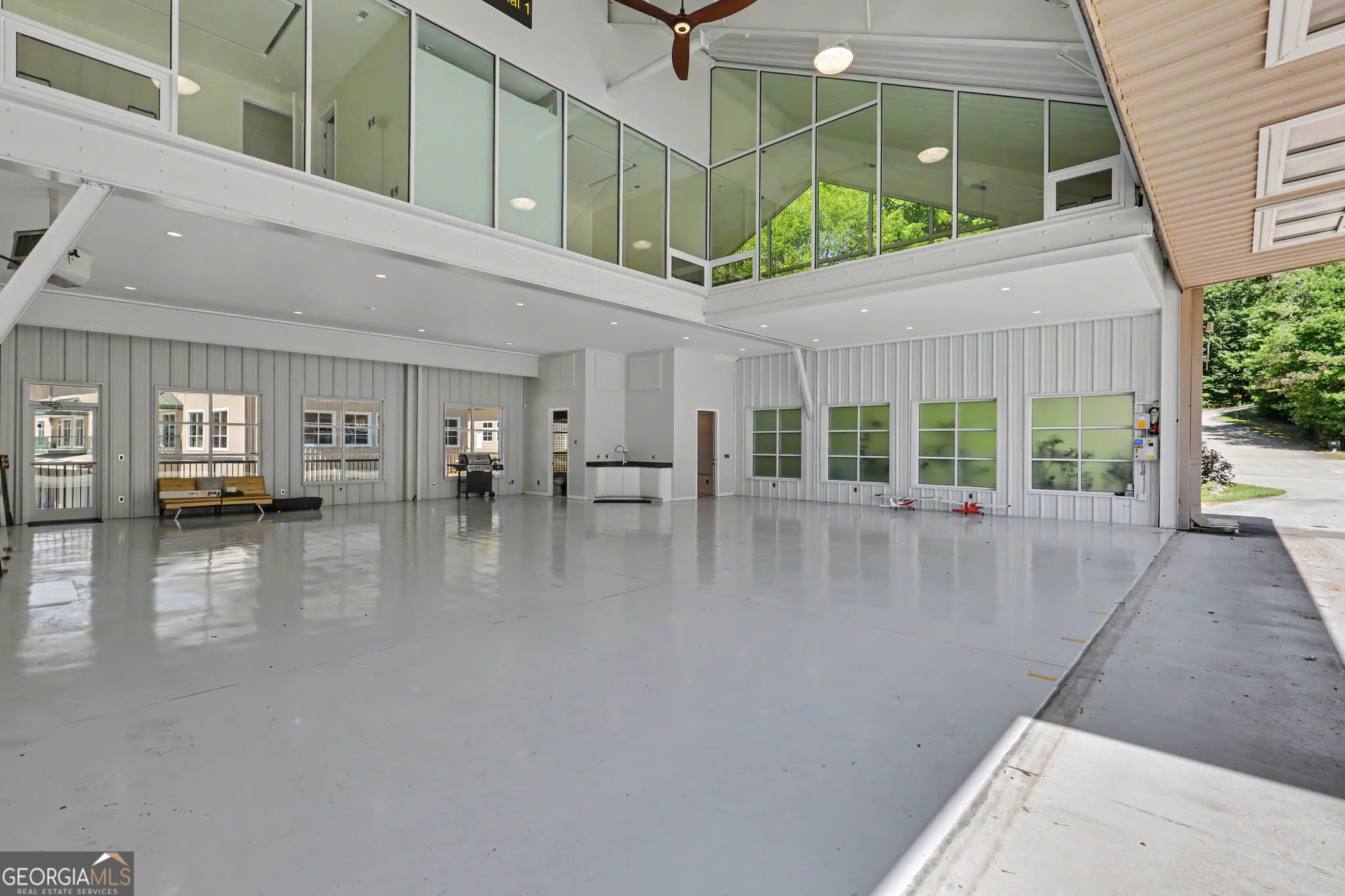 2 bedroom, 3 bathroom, 1,700 sq ft condominium for sale at 43 General Mitchell Drive M-10, Clayton, GA 30525 — photo 1 of 35