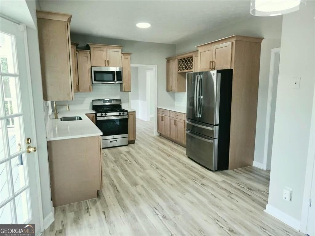 4 bedroom, 2.5 bathroom single family residence for sale at 1620 Summit View Way, Snellville, GA 30078 — photo 9