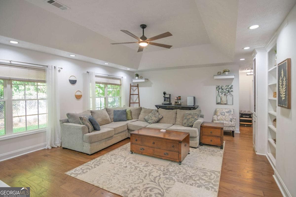 4 bedroom, 2 bathroom, 2,694 sq ft single family residence for sale at 253 Price Road, Pine Mountain, GA 31822 — photo 10