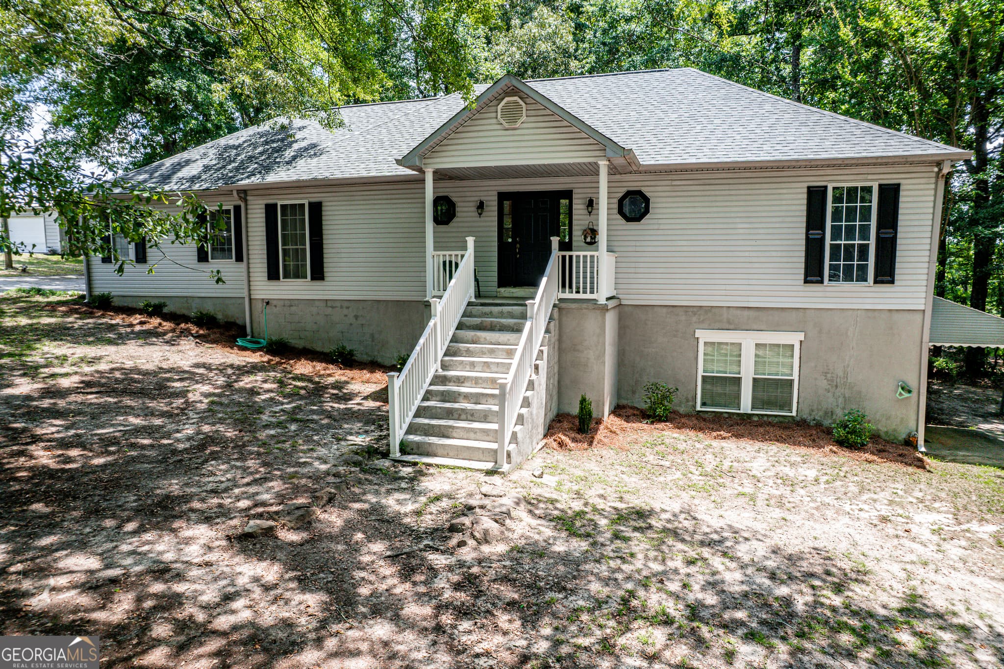 4 bedroom, 3 bathroom, 3,192 sq ft single family residence for sale at 140 Bethlehem Church Road, Gordon, GA 31031 — photo 2