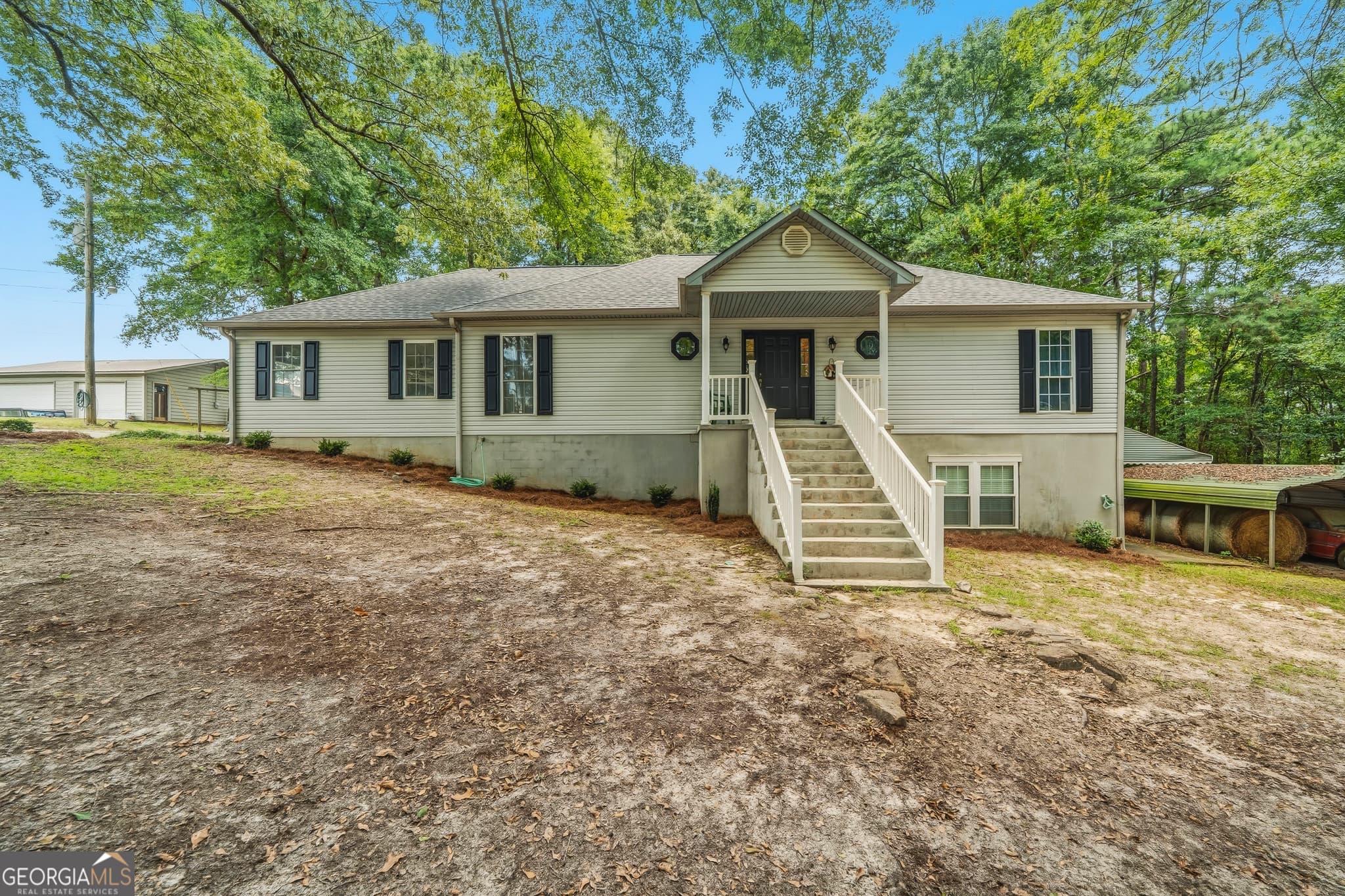 4 bedroom, 3 bathroom, 3,192 sq ft single family residence for sale at 140 Bethlehem Church Road, Gordon, GA 31031 — photo 3