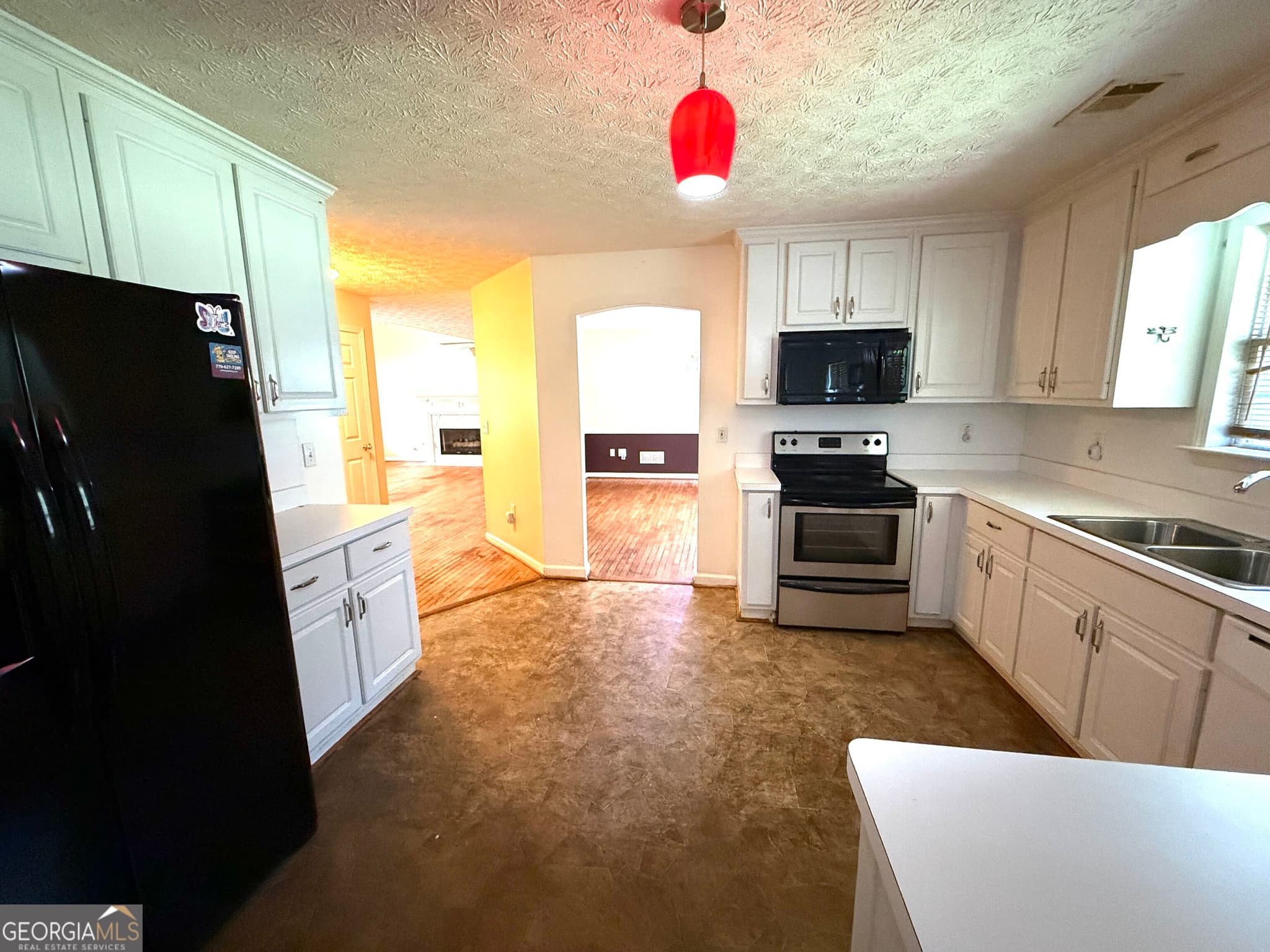 3 bedroom, 2 bathroom, 1,838 sq ft single family residence for rent at 25 Brookstone Court, Covington, GA 30016 for $1,900 a month — photo 6