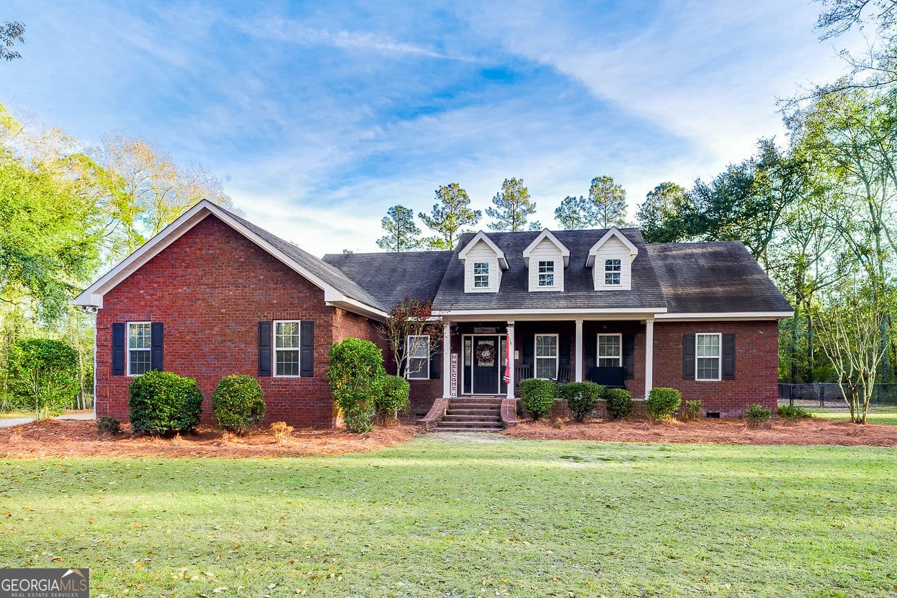 3 bedroom, 2.5 bathroom, 1 sq ft single family residence for sale at 316 Hatcher Run, Ellabell, GA 31308