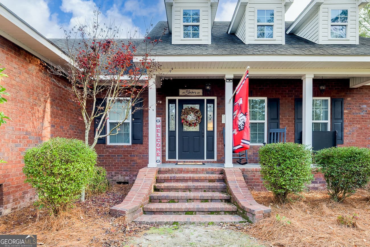 3 bedroom, 2.5 bathroom, 1 sq ft single family residence for sale at 316 Hatcher Run, Ellabell, GA 31308 — photo 4