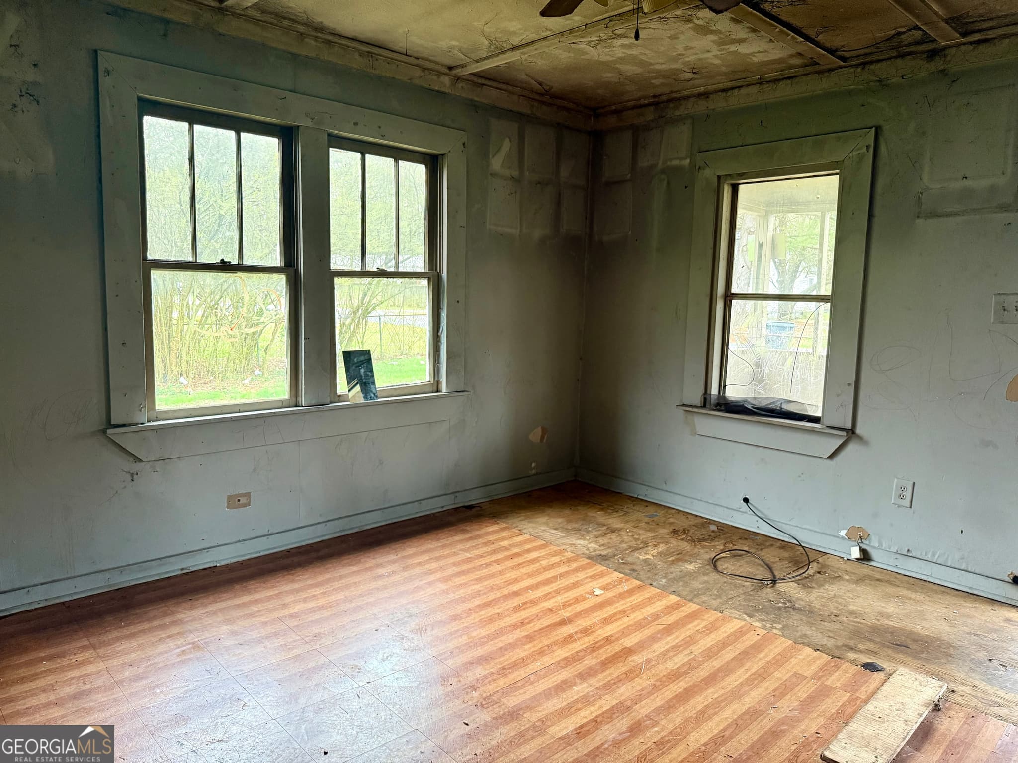 3 bedroom, 1 bathroom, 1,156 sq ft single family residence for sale at 108 Scoggins Street, Summerville, GA 30747 — photo 9