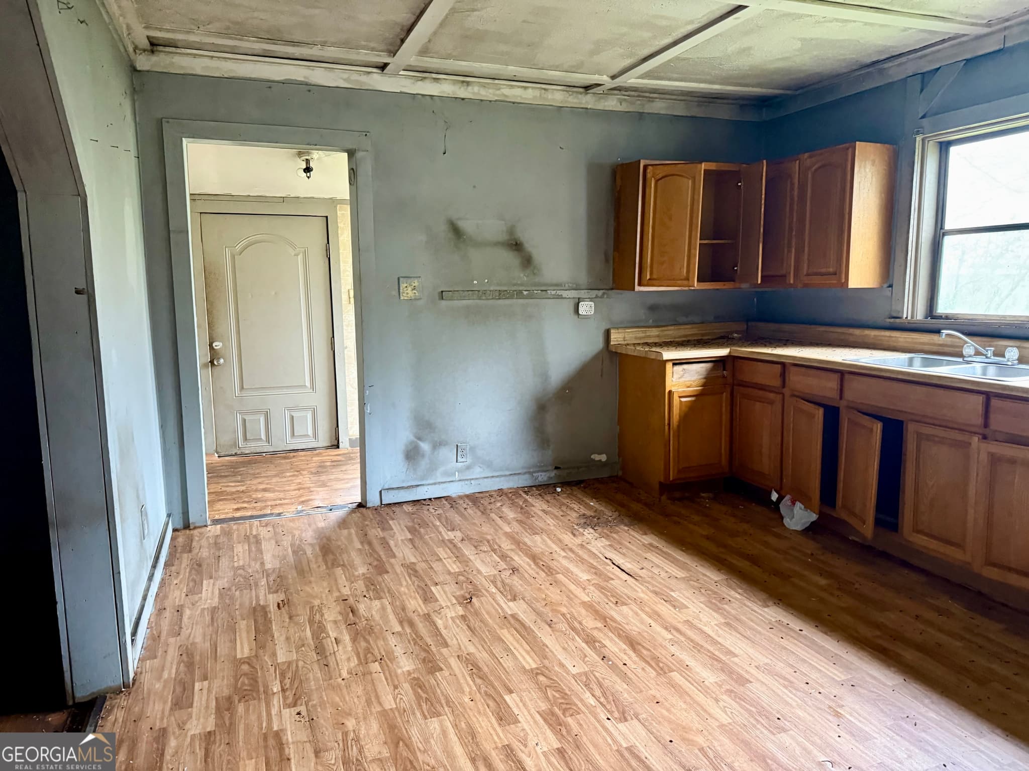 3 bedroom, 1 bathroom, 1,156 sq ft single family residence for sale at 108 Scoggins Street, Summerville, GA 30747 — photo 10