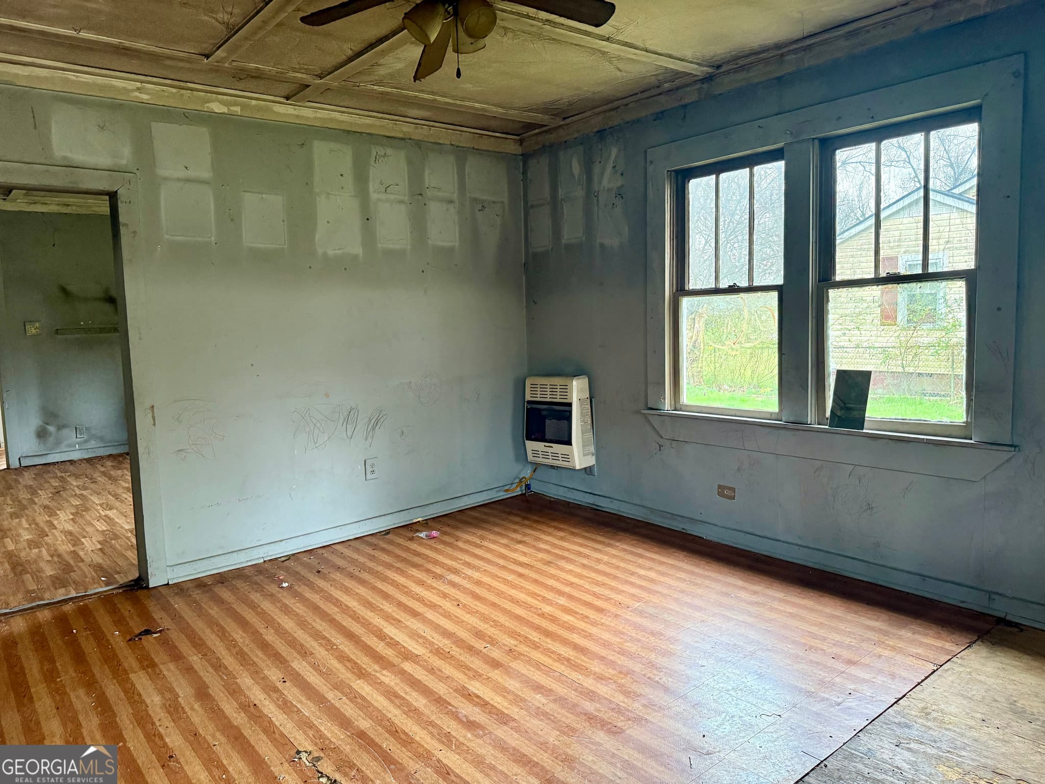 3 bedroom, 1 bathroom, 1,156 sq ft single family residence for sale at 108 Scoggins Street, Summerville, GA 30747 — photo 8