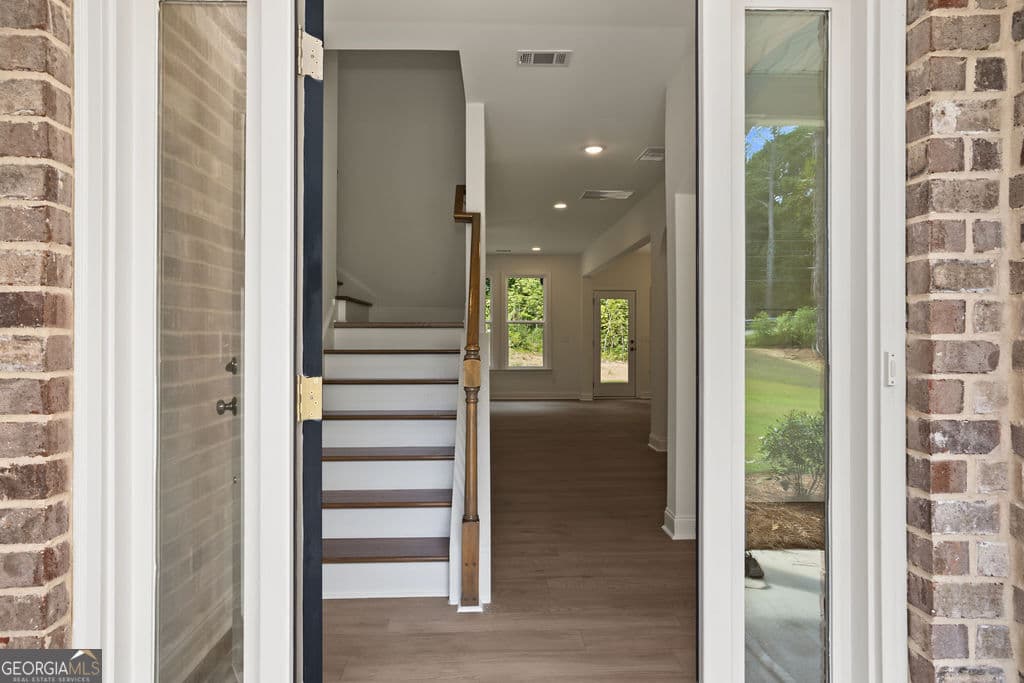 5 bedroom, 3 bathroom, 2,842 sq ft single family residence for sale at 8939 Blackhall Road 9, Jonesboro, GA 30236 — photo 6