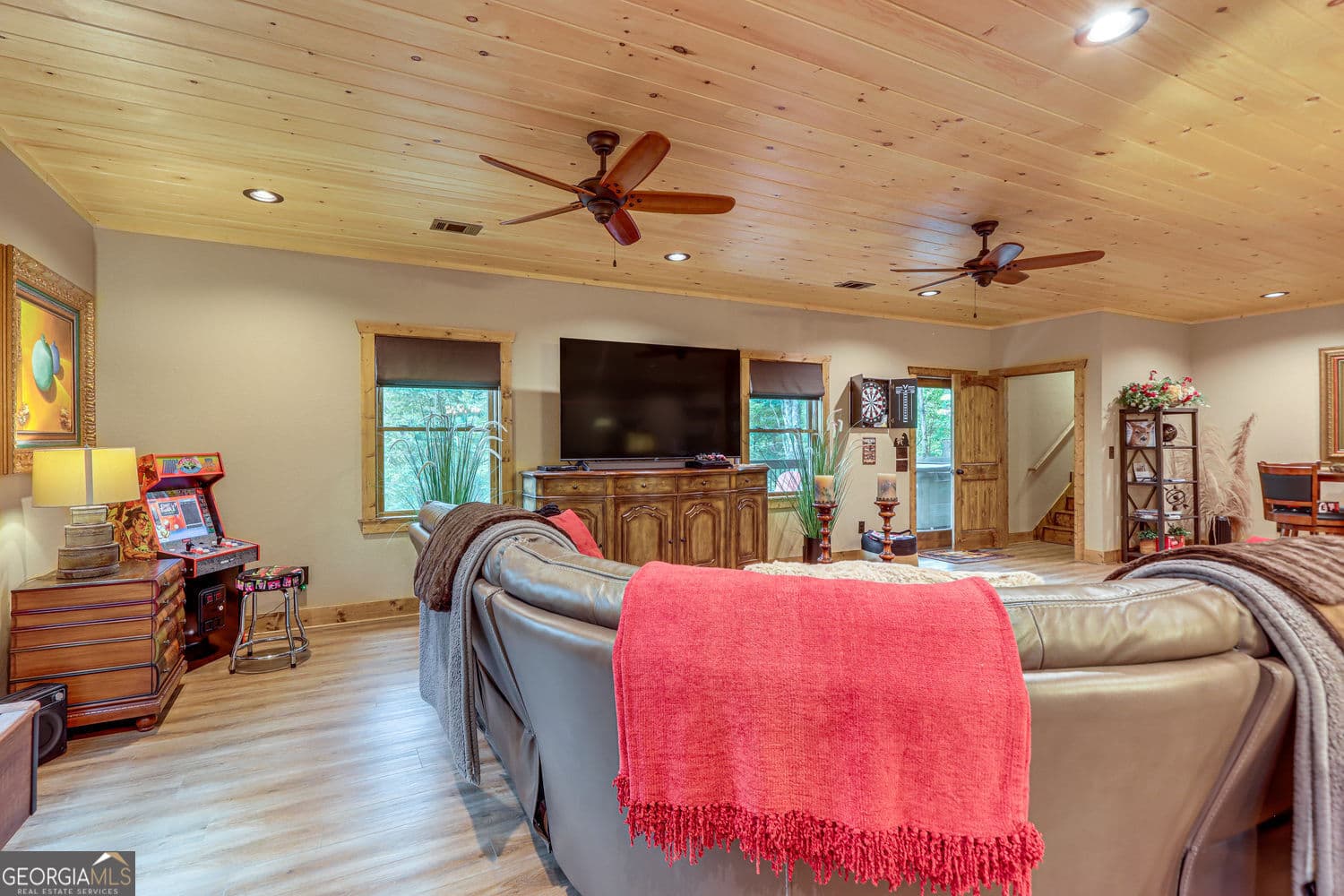 3 bedroom, 3 bathroom, 3,348 sq ft cabin,single family residence for sale at 313 Muffle Court, Ellijay, GA 30540 — photo 8
