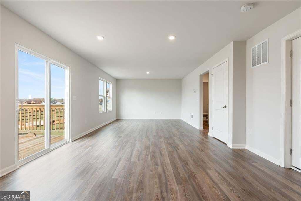 4 bedroom, 2.5 bathroom, 2,014 sq ft single family residence for sale at 138 Enclave Drive, Villa Rica, GA 30180 — photo 9