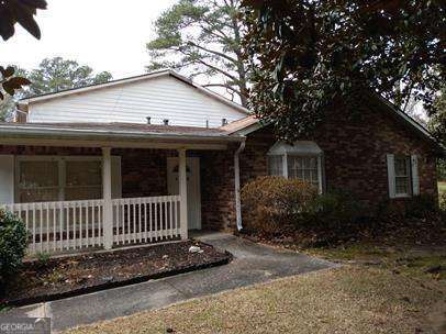 2 bedroom, 2 bathroom, 1,481 sq ft townhouse for rent at 4500 Shannon Boulevard 4H, Union City, GA 30291 for $1,390 a month — photo 1 of 12