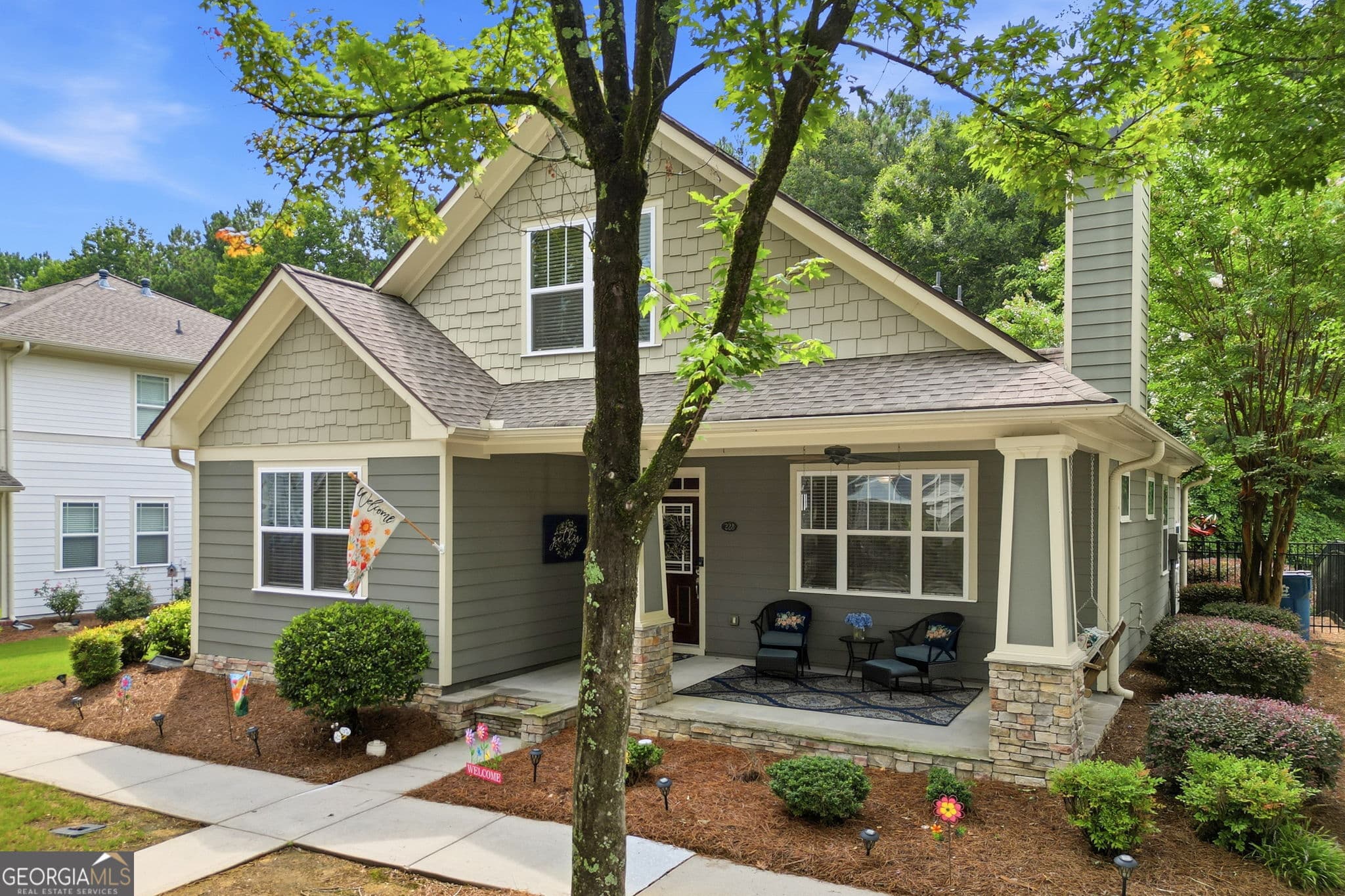 3 bedroom, 2.5 bathroom, 2,002 sq ft single family residence for sale at 228 Mission Oak Drive, Grayson, GA 30017 — photo 3