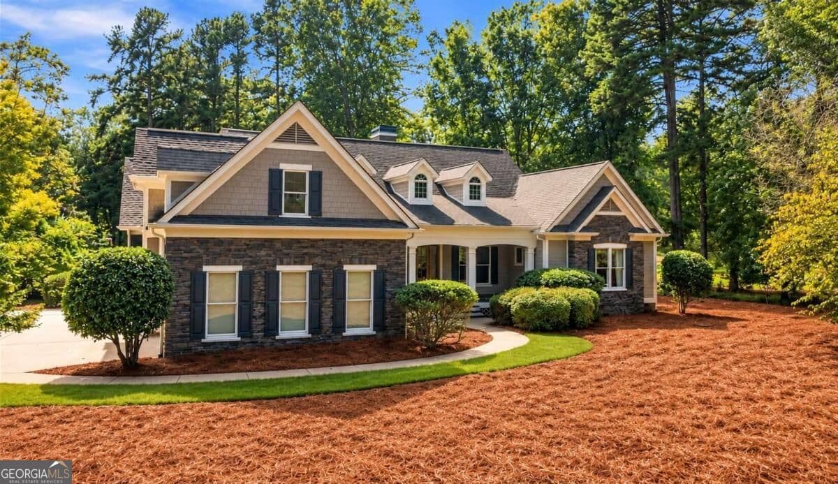 5 bedroom, 4 bathroom, 4,091 sq ft single family residence for sale at 118 Millpond Trace, Eatonton, GA 31024 — photo 2