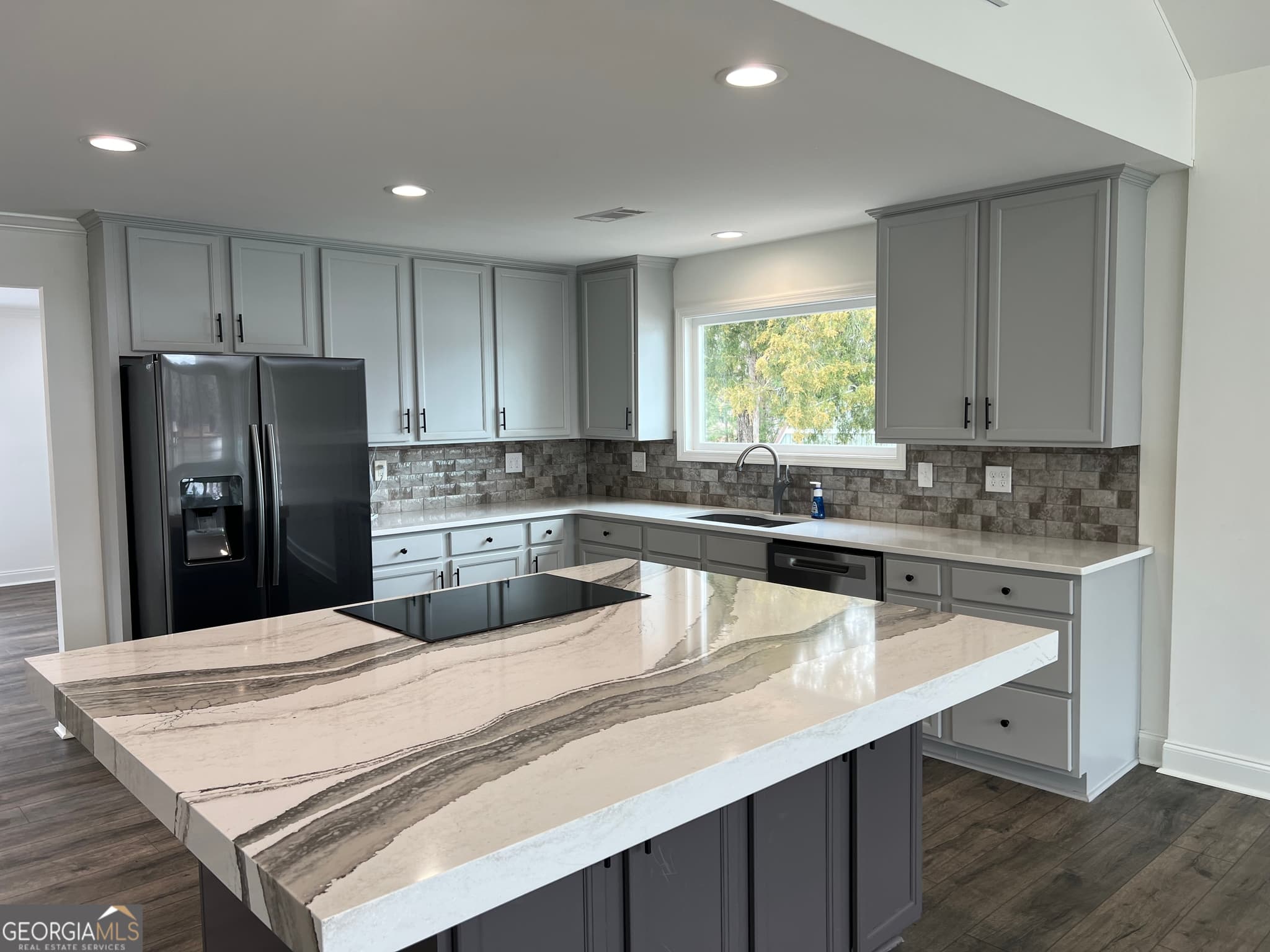 3 bedroom, 3 bathroom, 2,291 sq ft single family residence for sale at 166 Montego Bay Road, Milledgeville, GA 31061 — photo 6