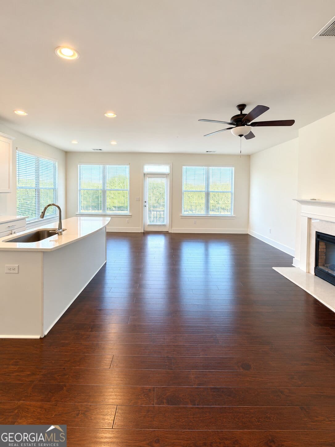 3 bedroom, 2.5 bathroom, 1,829 sq ft townhouse for rent at 50 Auburn Hill Drive, Auburn, GA 30011 for $2,000 a month — photo 5