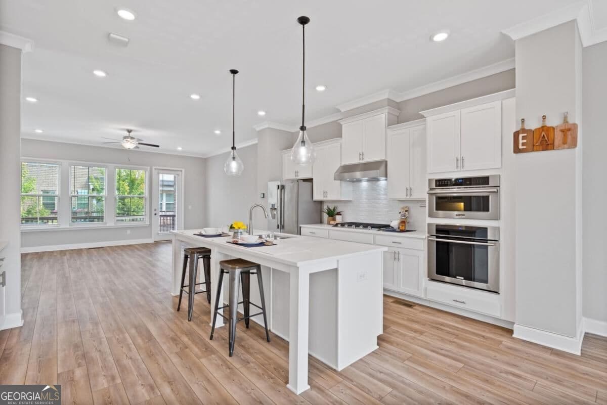 3 bedroom, 3.5 bathroom, 2,436 sq ft townhouse for sale at 3768 Duke Center Way, Peachtree Corners, GA 30092 — photo 8