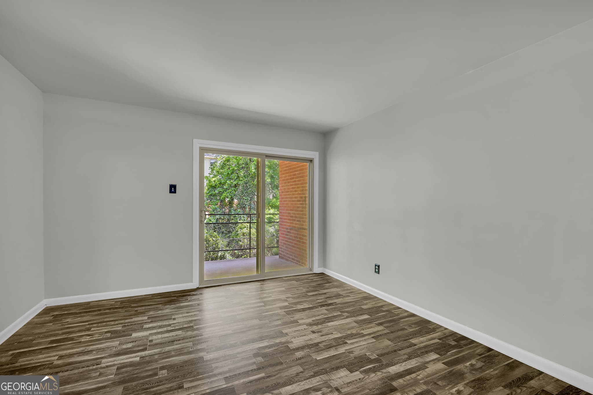2 bedroom, 1 bathroom, 795 sq ft townhouse for sale at 250 Little Street APT C204, Athens, GA 30605 — photo 7