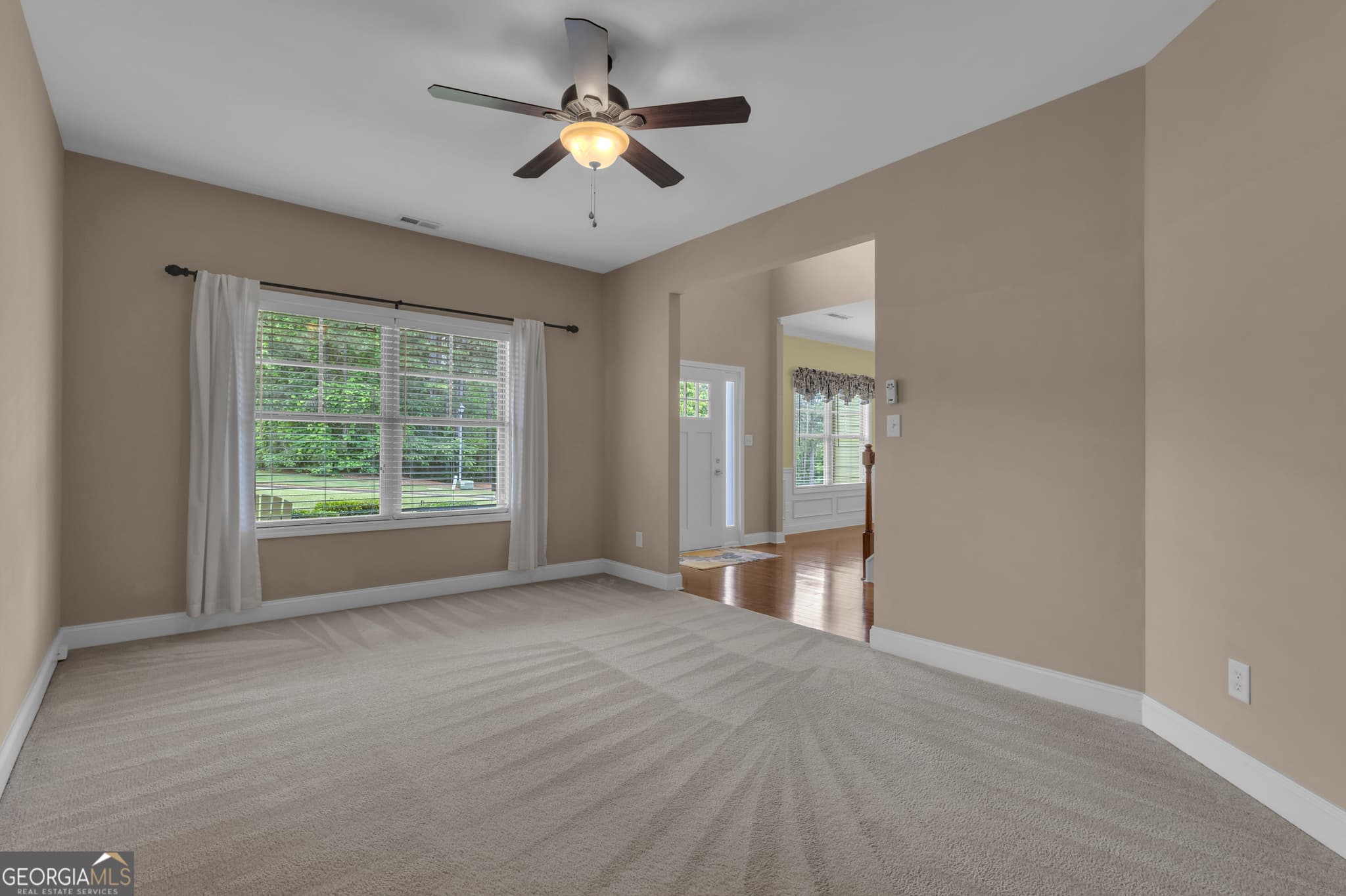 4 bedroom, 2.5 bathroom, 3,138 sq ft single family residence for sale at 495 George Coggin Road, Newnan, GA 30265 — photo 9