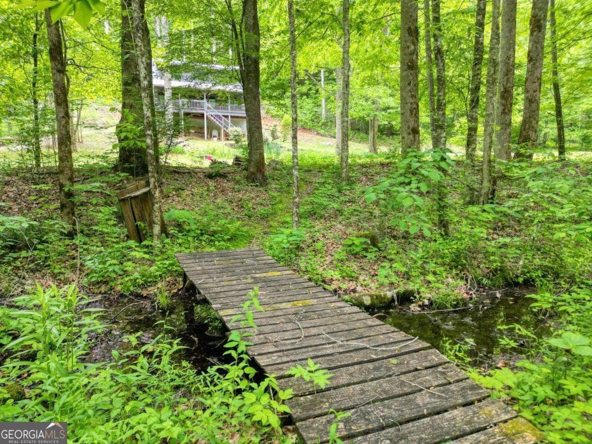 2 bedroom, 2 bathroom, 1,683 sq ft cabin,single family residence for sale at 180 Dream Catcher Cove, Hayesville, NC 28904 — photo 7