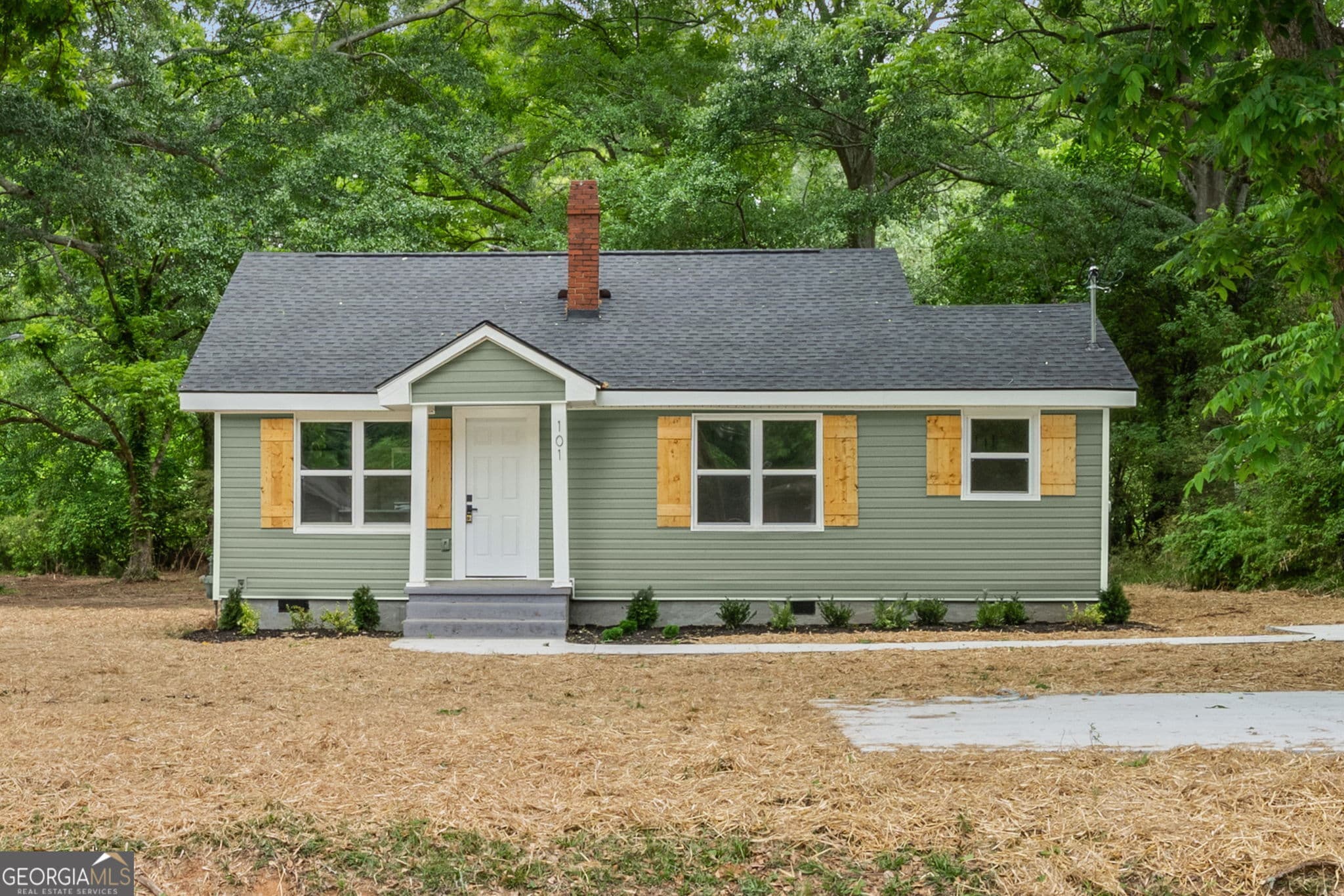 3 bedroom, 2 bathroom, 1,328 sq ft single family residence sold at 101 Vineyard Road, Griffin, GA 30223
