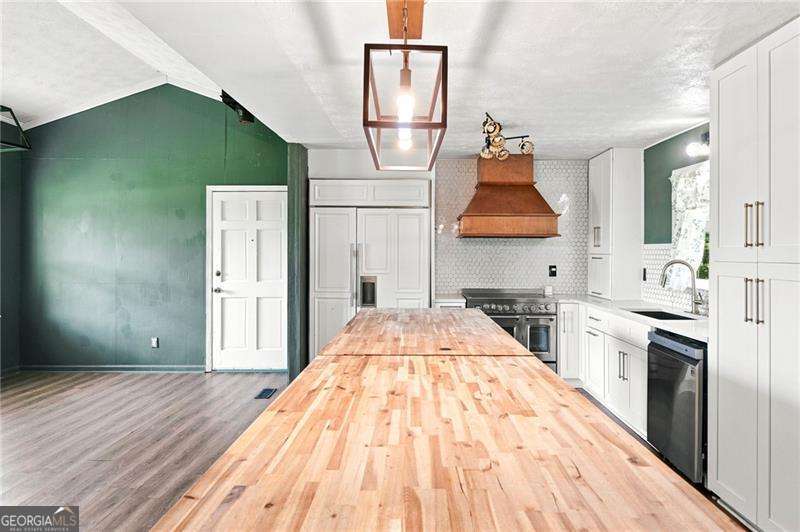 5 bedroom, 2 bathroom, 2,239 sq ft single family residence for sale at 553 Mount Taber Church Road, Dallas, GA 30157 — photo 10