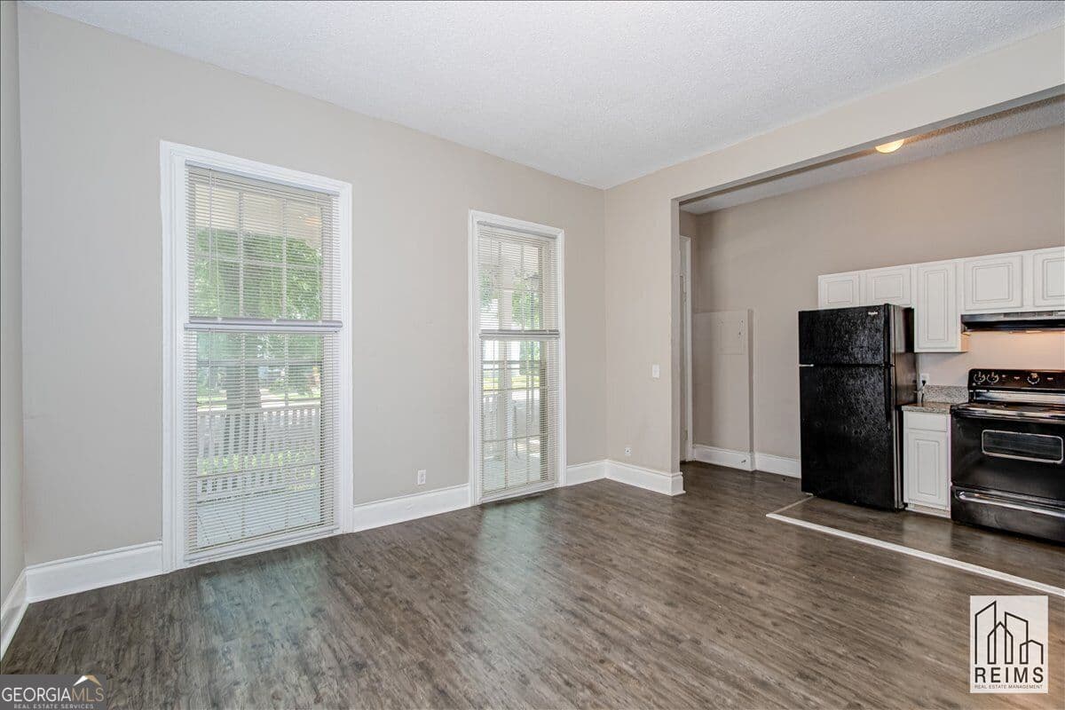 1 bedroom, 1 bathroom, 750 sq ft duplex for rent at 230 Telfair Street A, Augusta, GA 30901 for $920 a month — photo 2