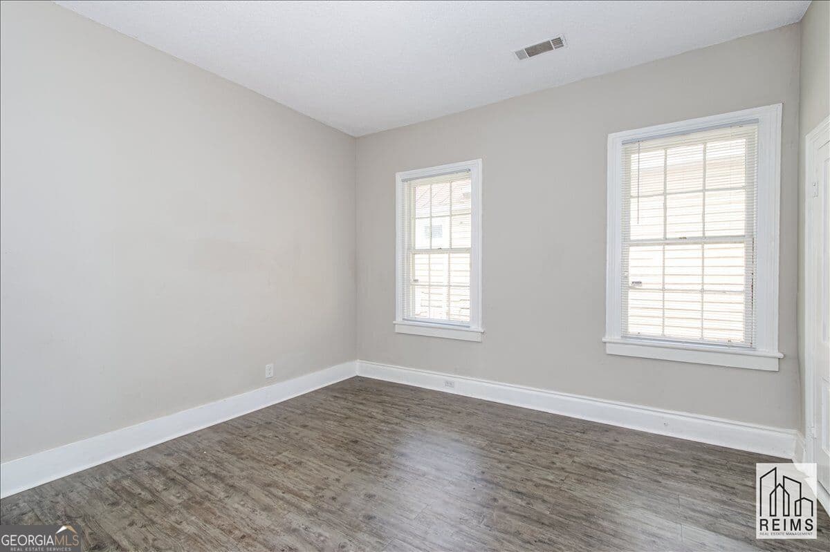 1 bedroom, 1 bathroom, 750 sq ft duplex for rent at 230 Telfair Street A, Augusta, GA 30901 for $920 a month — photo 5