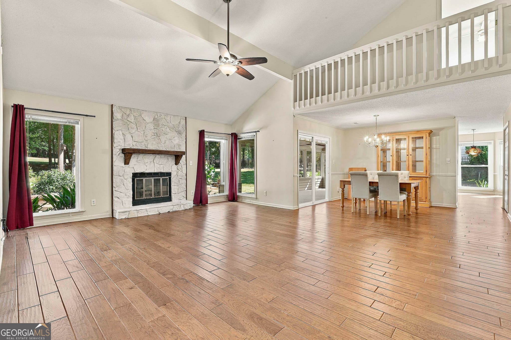 4 bedroom, 2 bathroom, 1,876 sq ft single family residence for sale at 422 Hampton Green, Peachtree City, GA 30269 — photo 9