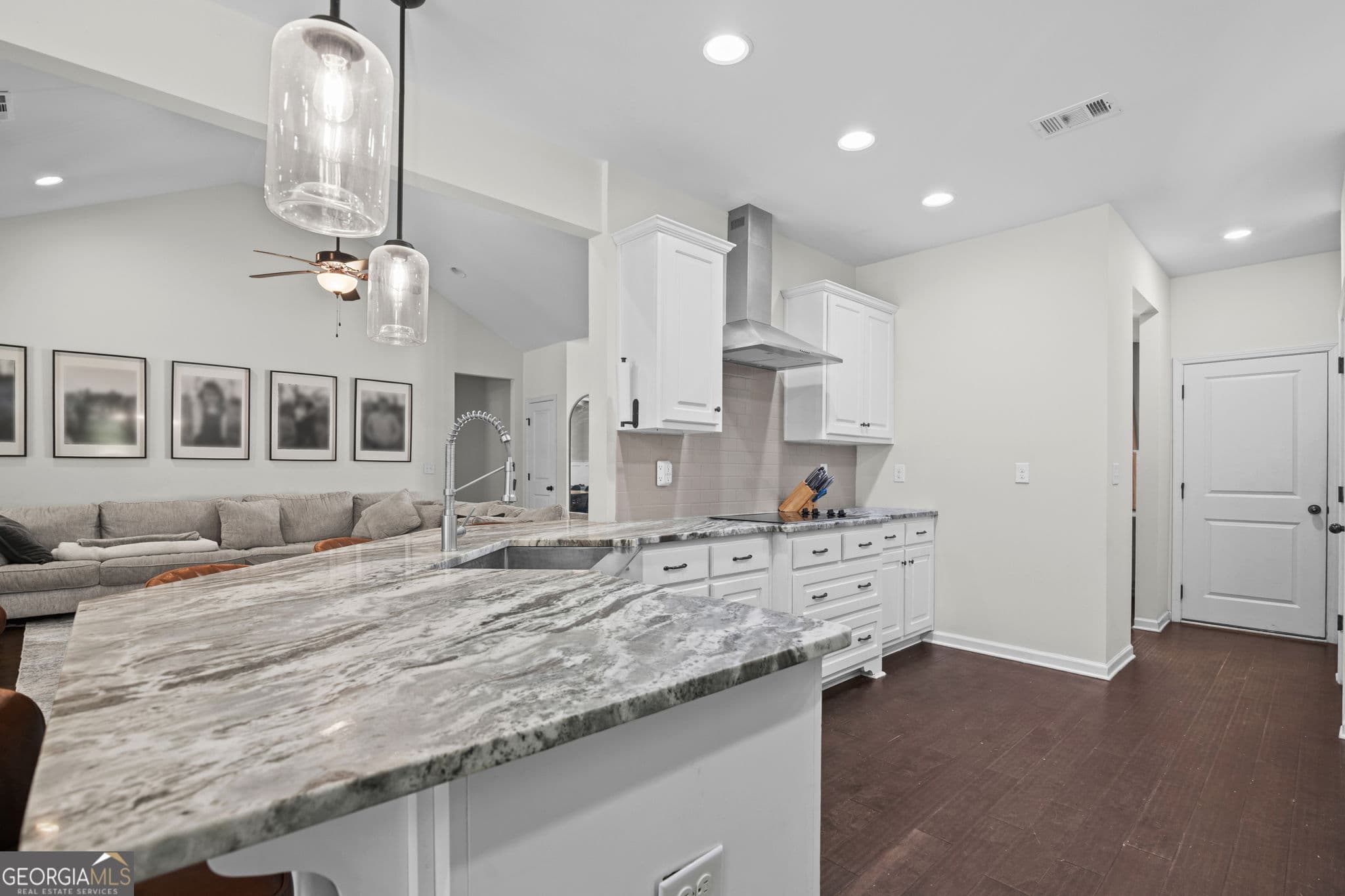 5 bedroom, 3.5 bathroom, 2,625 sq ft single family residence for sale at 242 Roberts Pond Road, Senoia, GA 30276 — photo 6