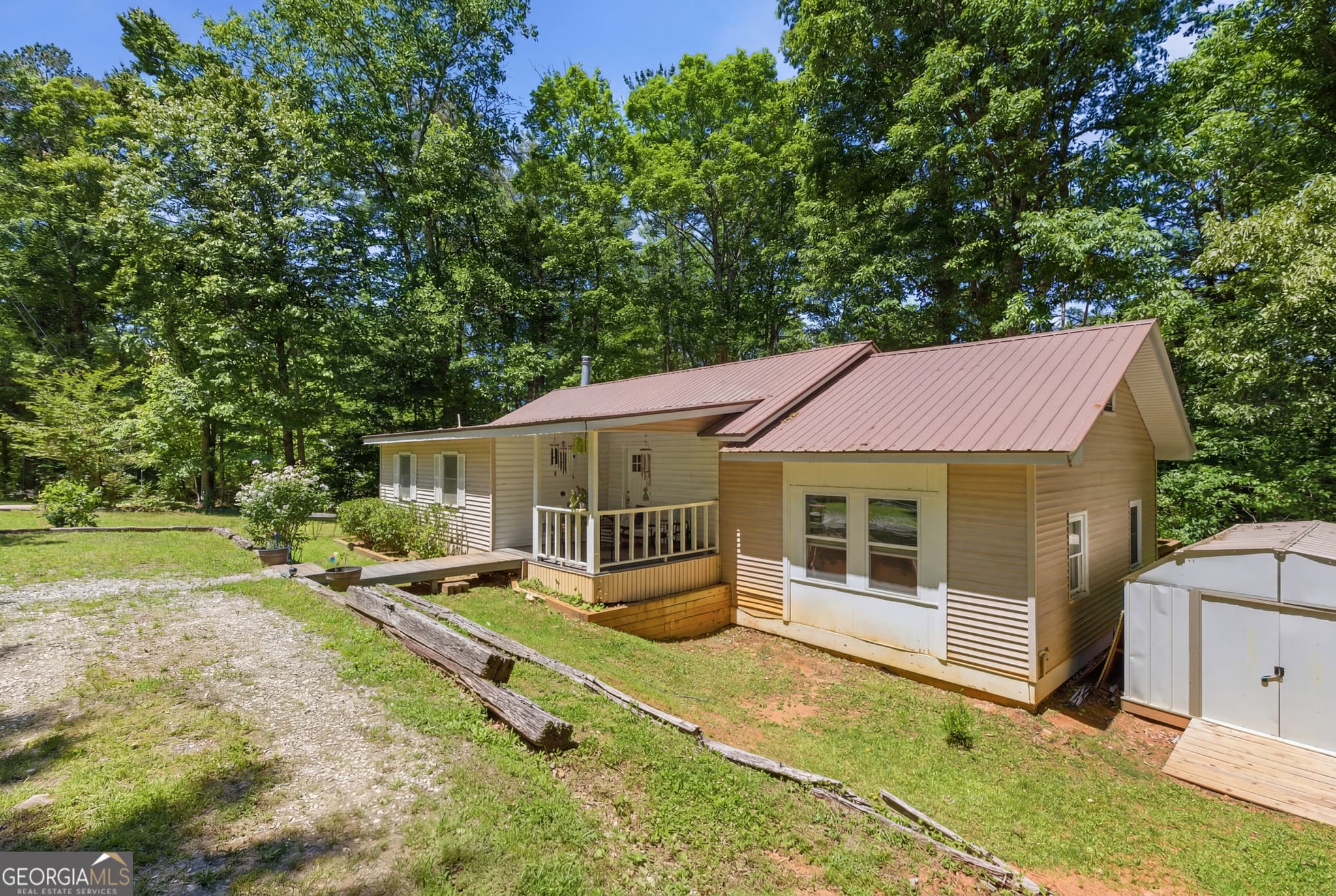 2 bedroom, 2 bathroom, 1,584 sq ft single family residence sold at 313 Pratten Drive, Cleveland, GA 30528