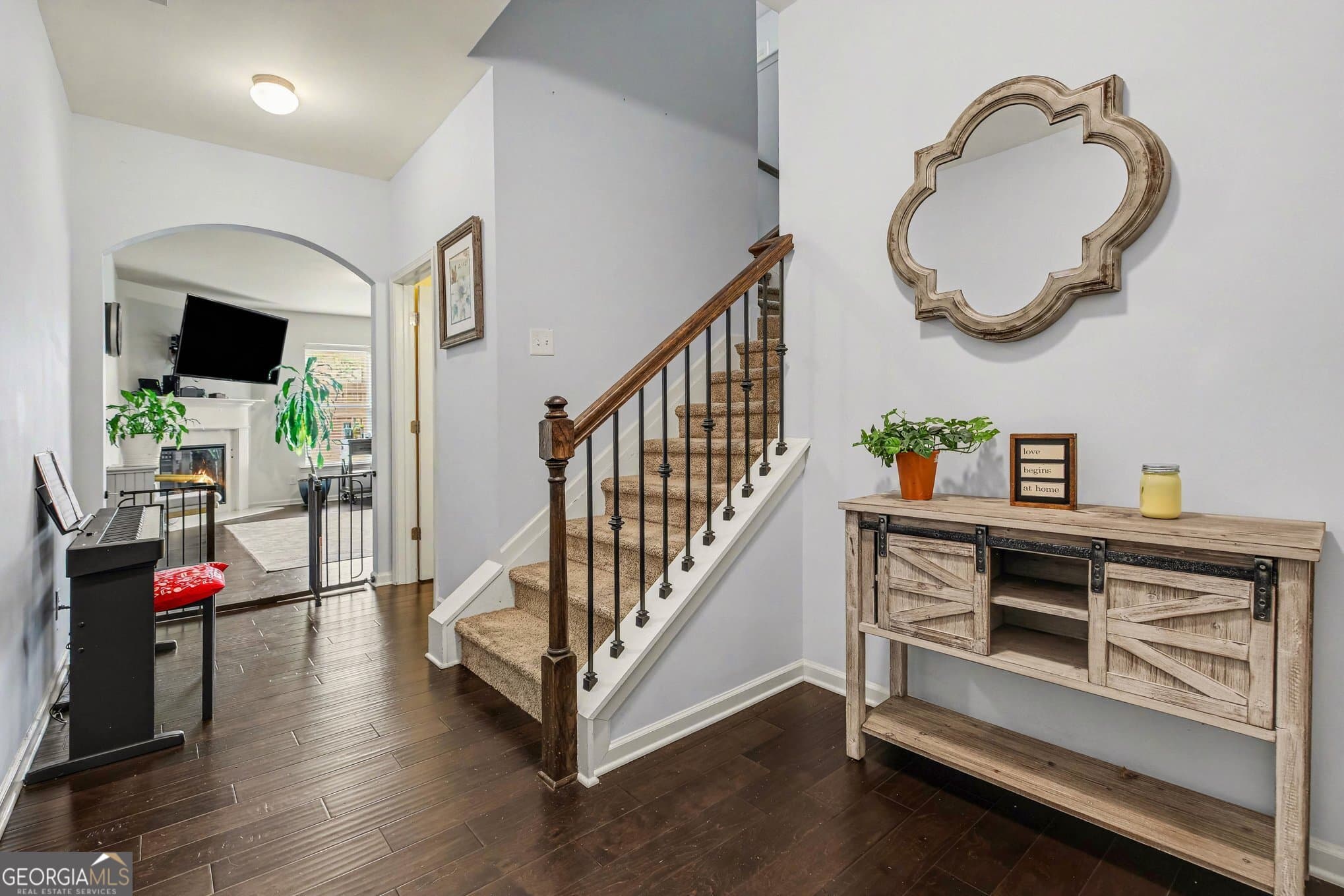 4 bedroom, 2.5 bathroom, 2,110 sq ft single family residence for sale at 114 Southwind Circle, Newnan, GA 30265 — photo 4
