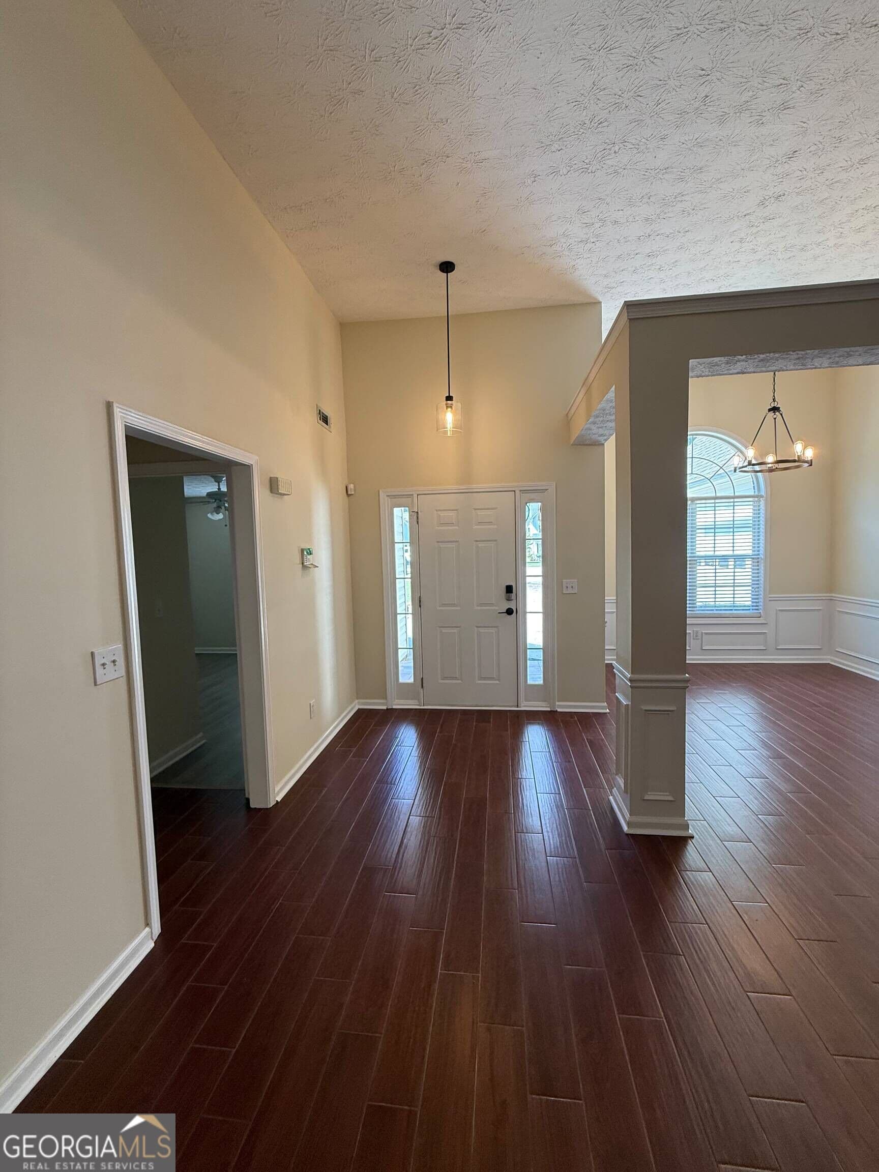 4 bedroom, 2 bathroom, 1,940 sq ft single family residence for sale at 2214 Oakland Farm Drive, Lawrenceville, GA 30044 — photo 6