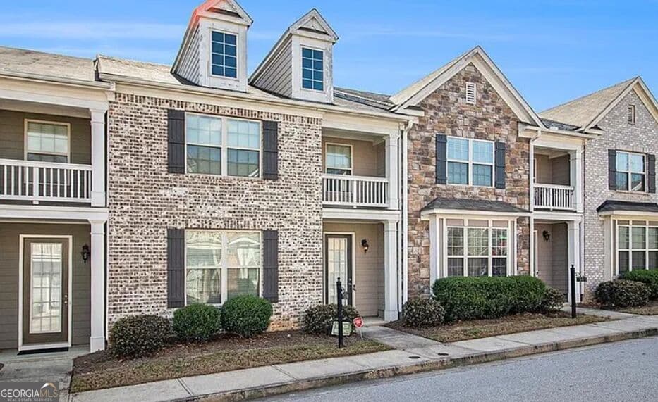 3 bedroom, 2.5 bathroom townhouse for rent at 7599 Bucknell Terrace, Fairburn, GA 30213 for $2,650 a month