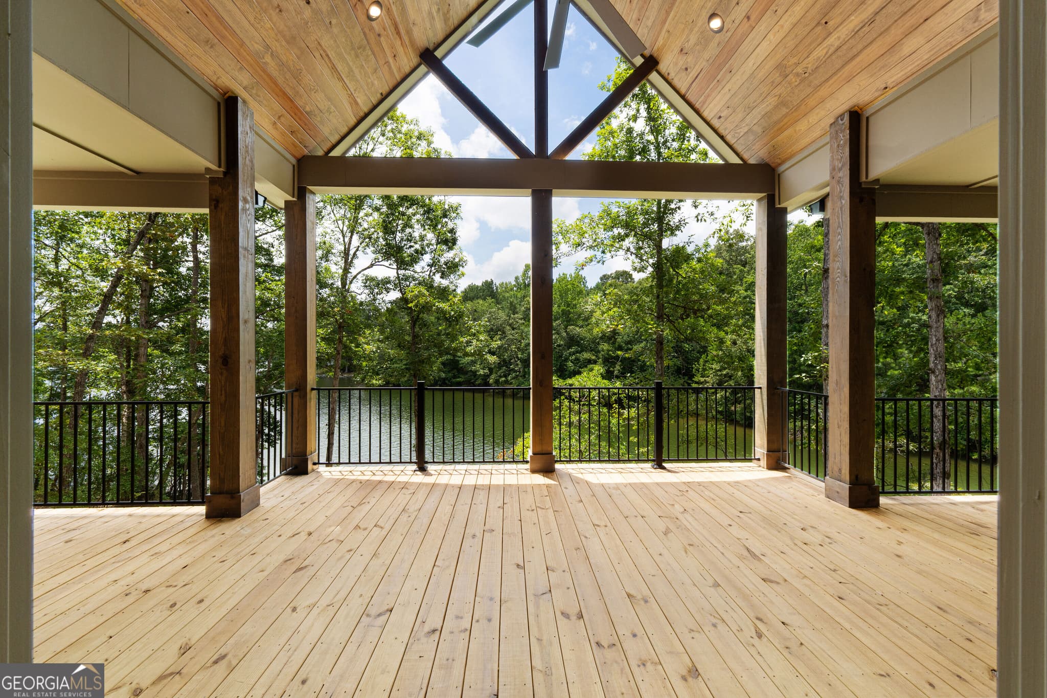 4 bedroom, 3.5 bathroom, 2,932 sq ft single family residence for sale at 681 Warren Road, Wedowee, AL 36278 — photo 5